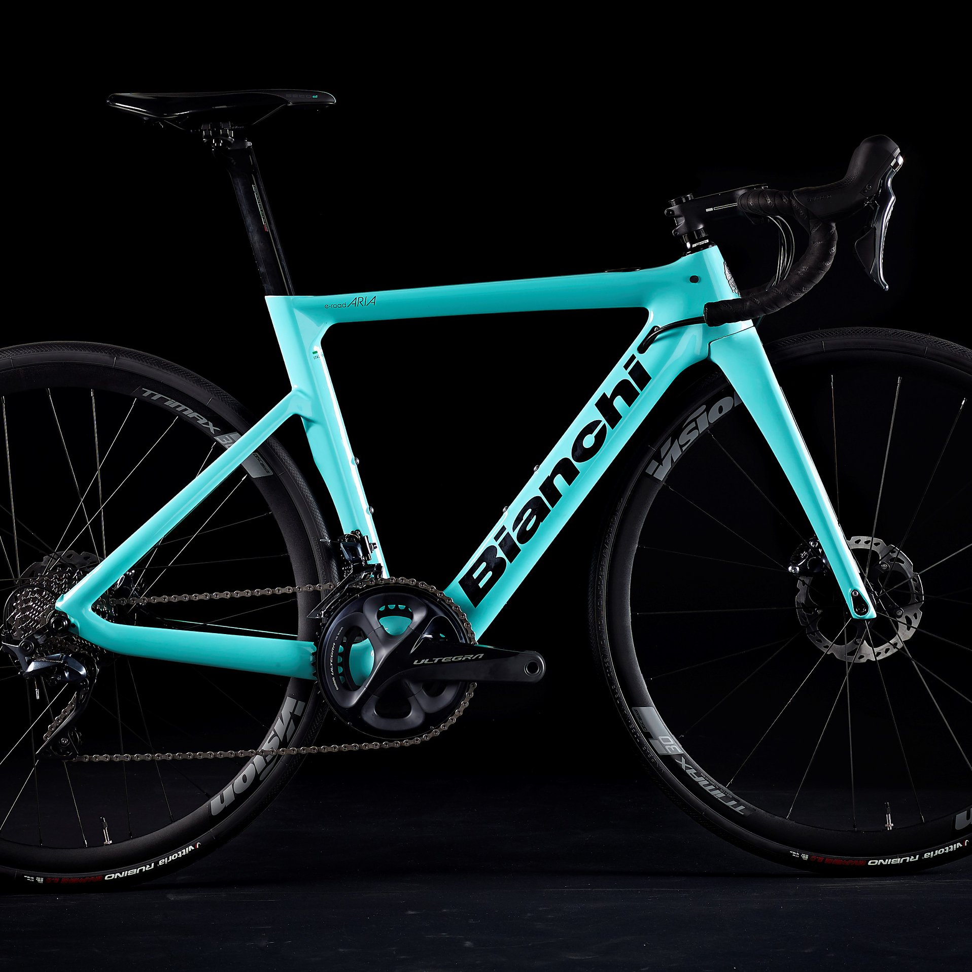 bianchi aria e-road ultegra bike e-bike refurbished The Celeste tradition is renewed.