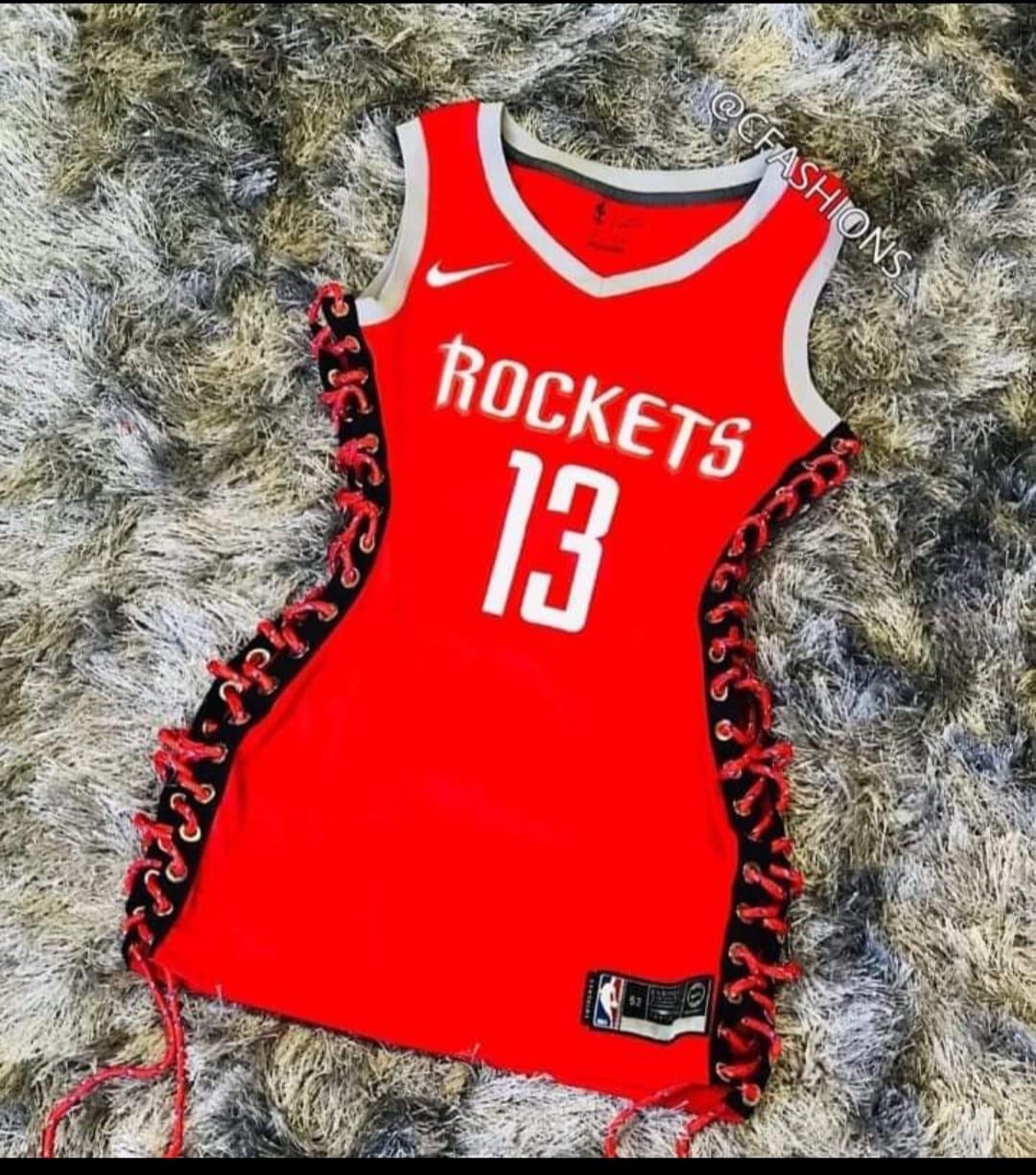 rockets jersey dress Someone take our girl off pause and bring back the OGs 😭😭😭😭 gold and white homecoming dress