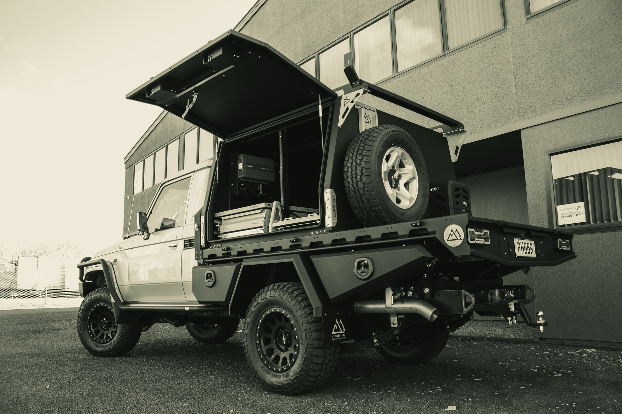 This rig will... - M2 Overland - Ute Tray & Canopy Systems