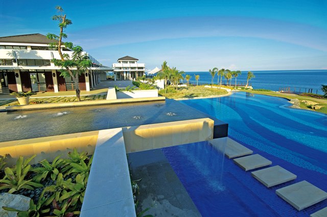 The infinity pool at Amara - Cebu Condominiums and Residences