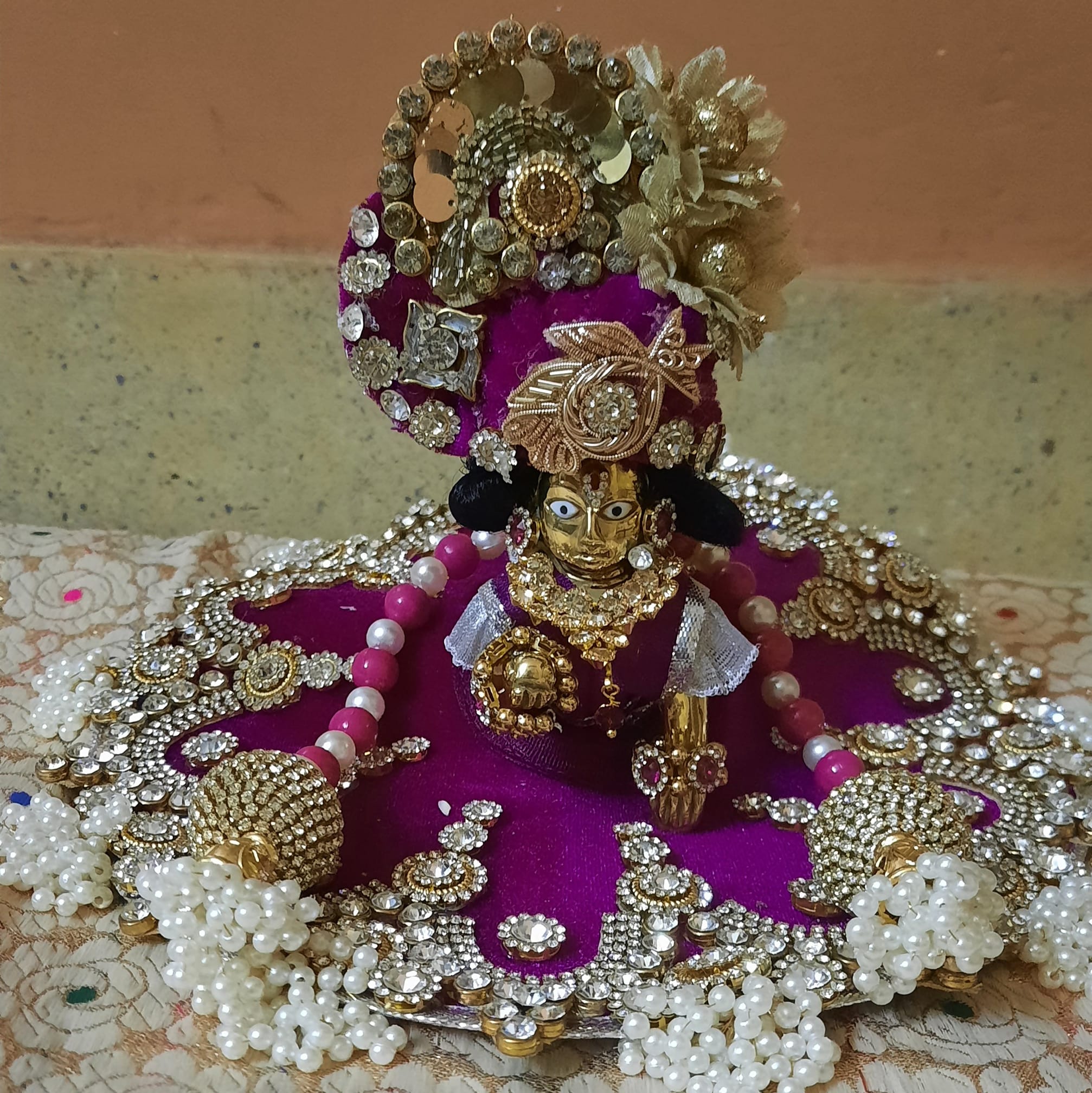 Indian Petals - Wooden square photoframe lumba set with the handwork ...