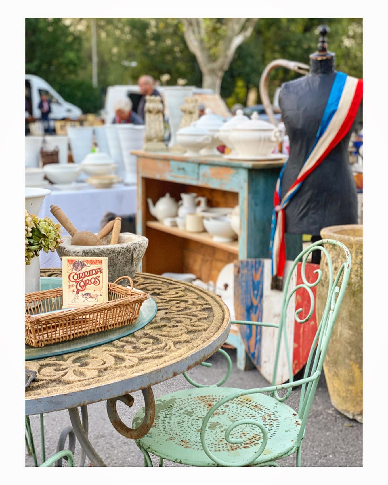 Brocante and Co - Un Brunch Brocante, spécial art de la table, ça vous ...