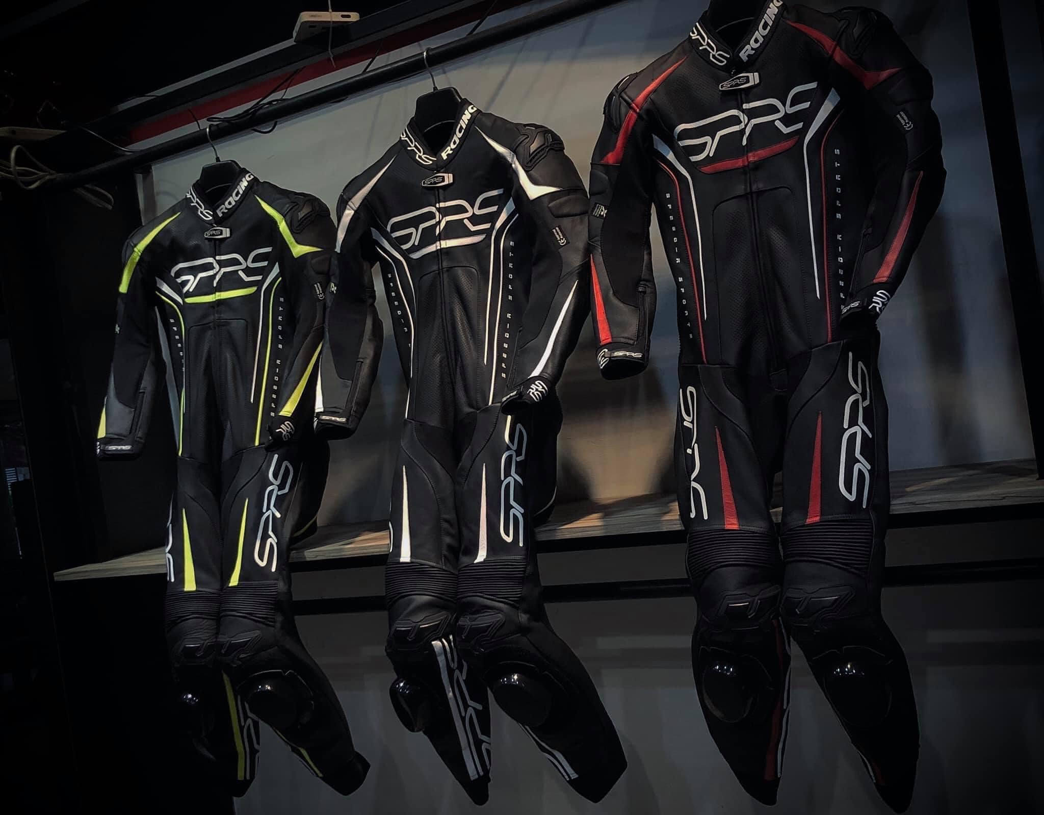 GP TECH2 競技連身皮衣 進貨啦‼ 進貨啦‼ 進貨啦‼ 🔜... - SPRS Racing Sports 速比爾