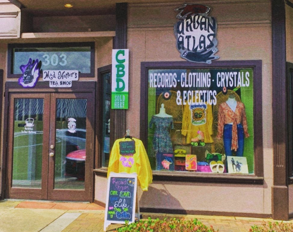 Urban Atlas - The funkiest spot in town! 🕺☮️🧡🌼 Shop...