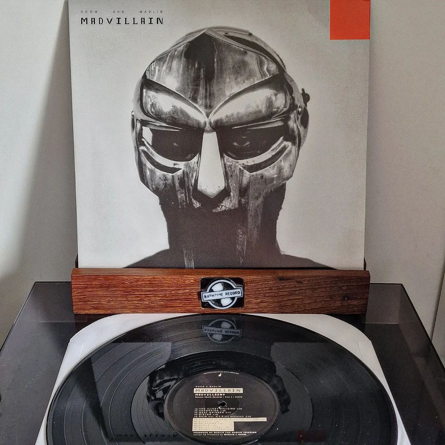 MF DOOM × CLUTCHY HOPKINS – MF DOOM MEETS CLUTCHY HOPKINS