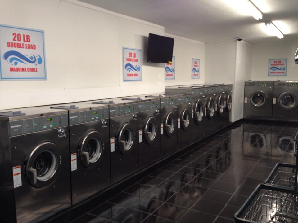 Suds On 7th Laundromat | Tampa FL