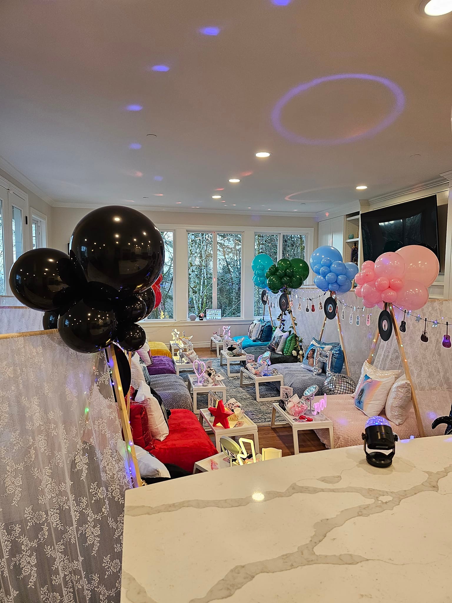 Luxury Picnics by Fanciful Celebrations | Everett WA