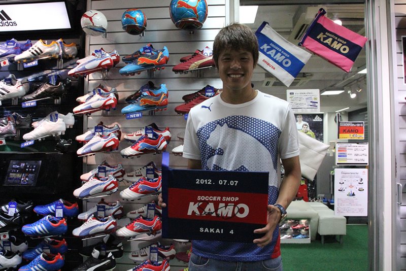 SOCCER - SOCCER SHOP KAMO 渋谷店 シューズフロアにて KAMOオリジナル