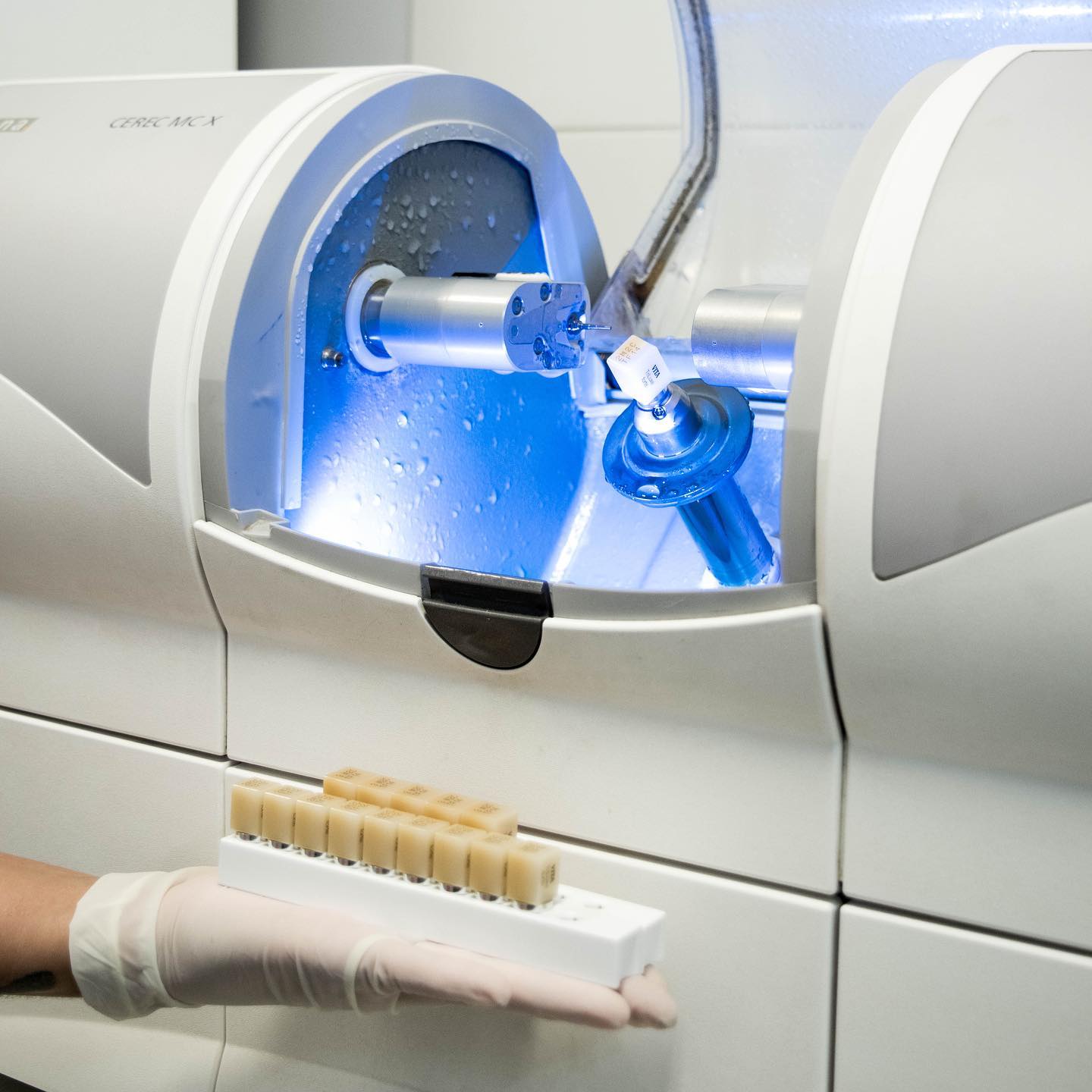 ¿En qué... - IOAT - Instituto Odontológico de Alta Tecnología | Facebook