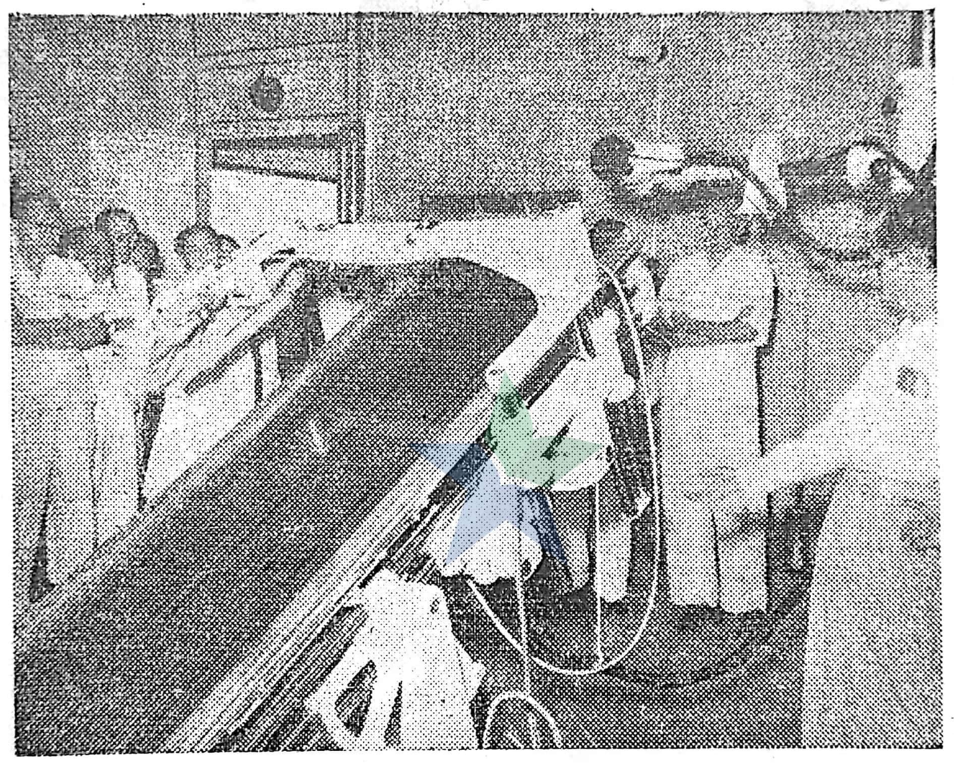 Jogja Rikala Semana - Mesin rontgen pertama di Indonesia. 1951. . Mesin ...