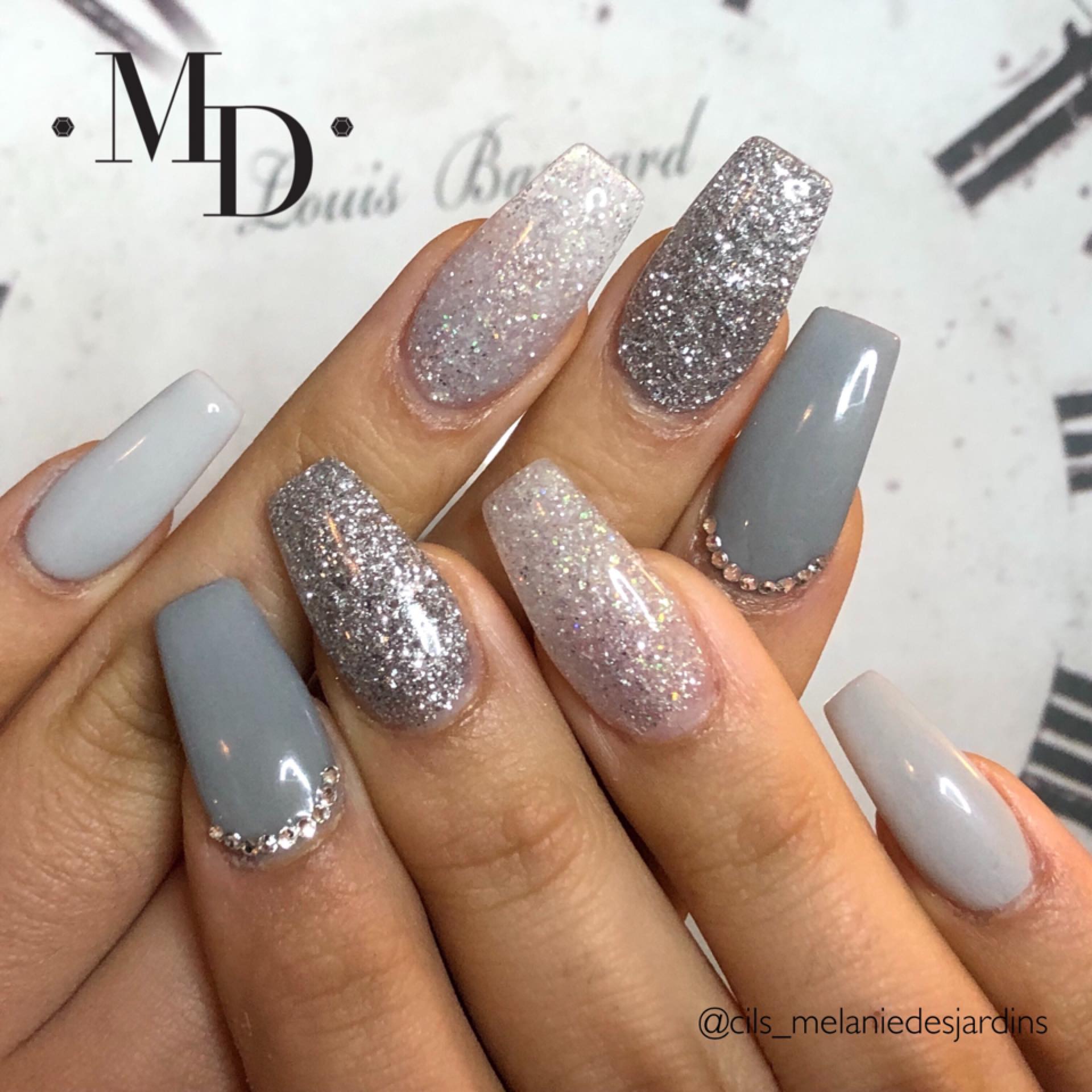 Mélanie Desjardins Ongles & cils SainteMarthesurleLac QC