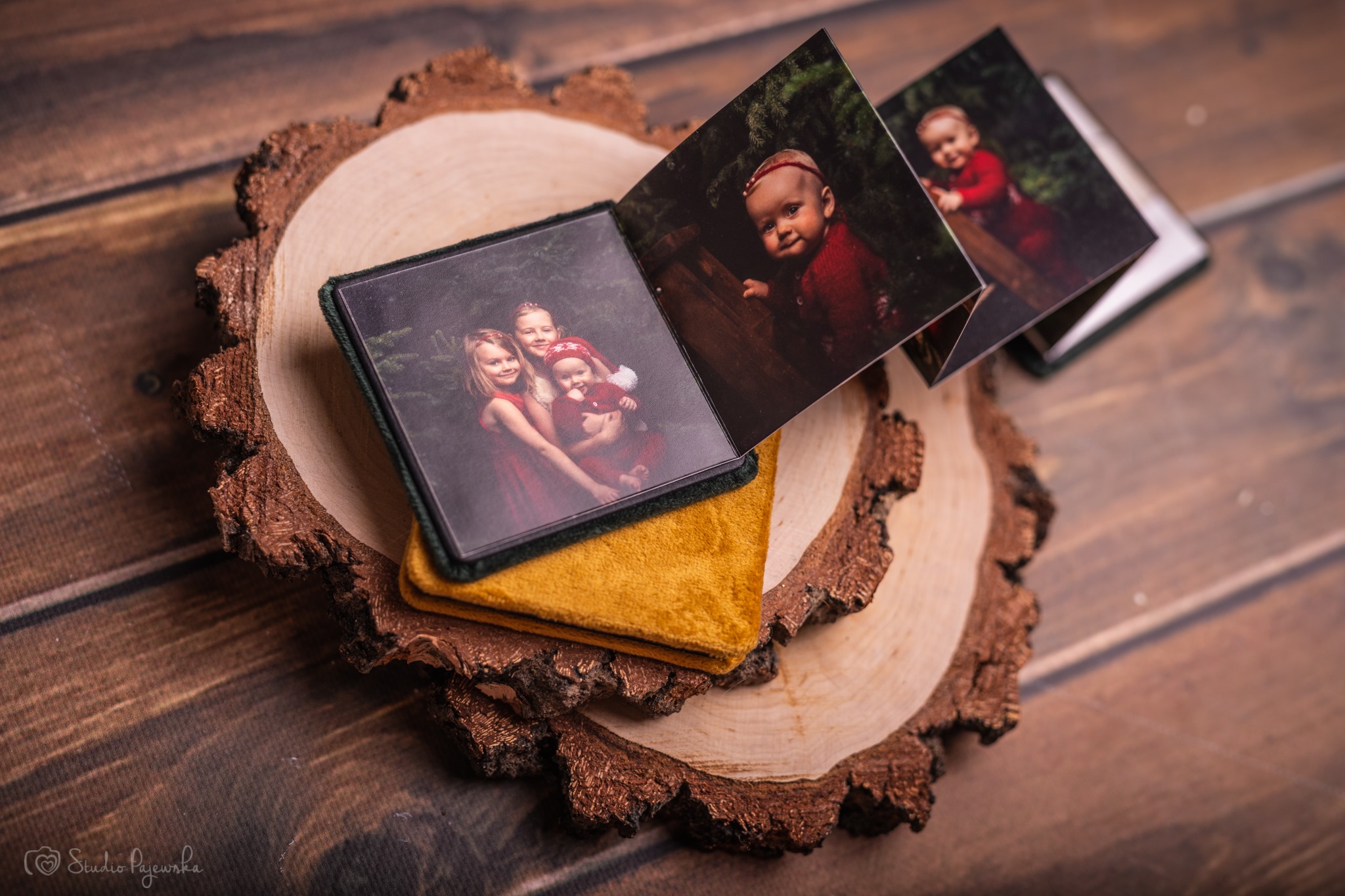 nPhoto Lab - They were made to be something small and...