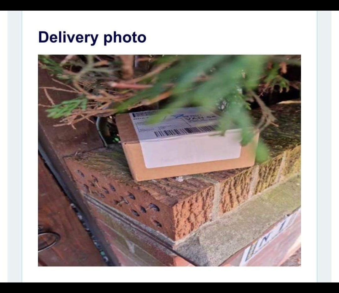 Anyone recognise this house where my parcel was left?
