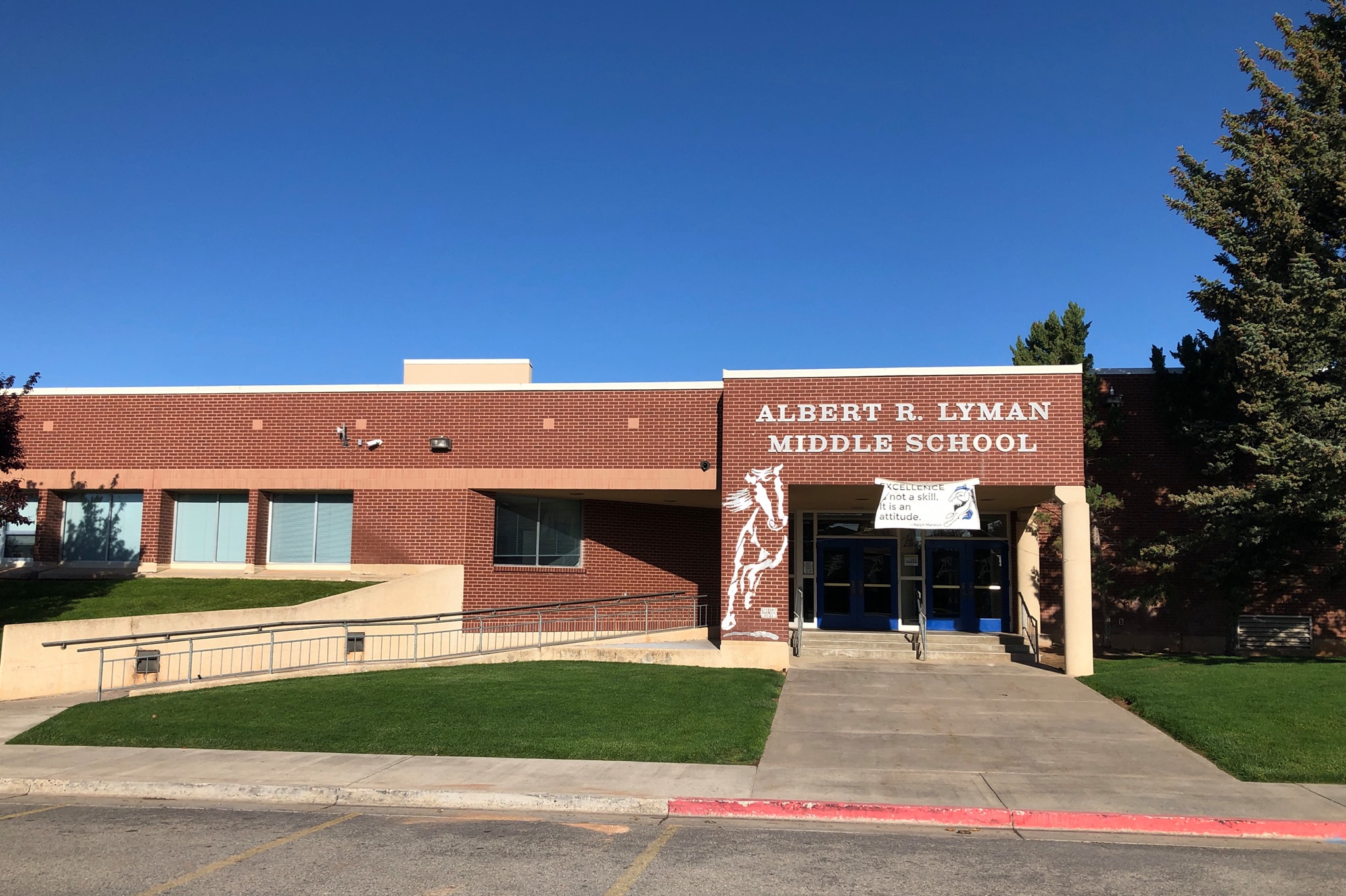 Albert R. Lyman Middle School | Blanding UT