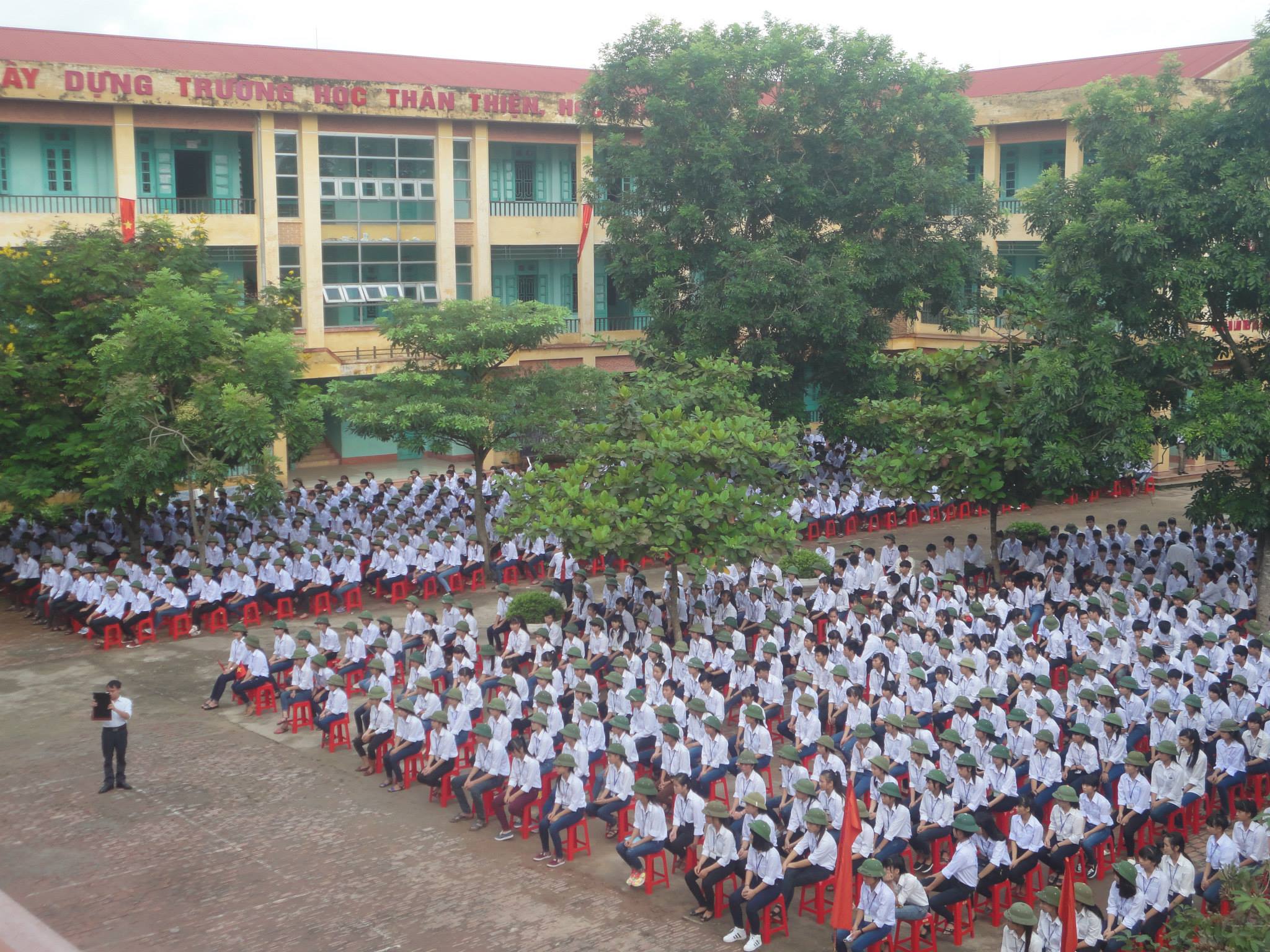Trường THPT Phượng Sơn | Luc Ngan