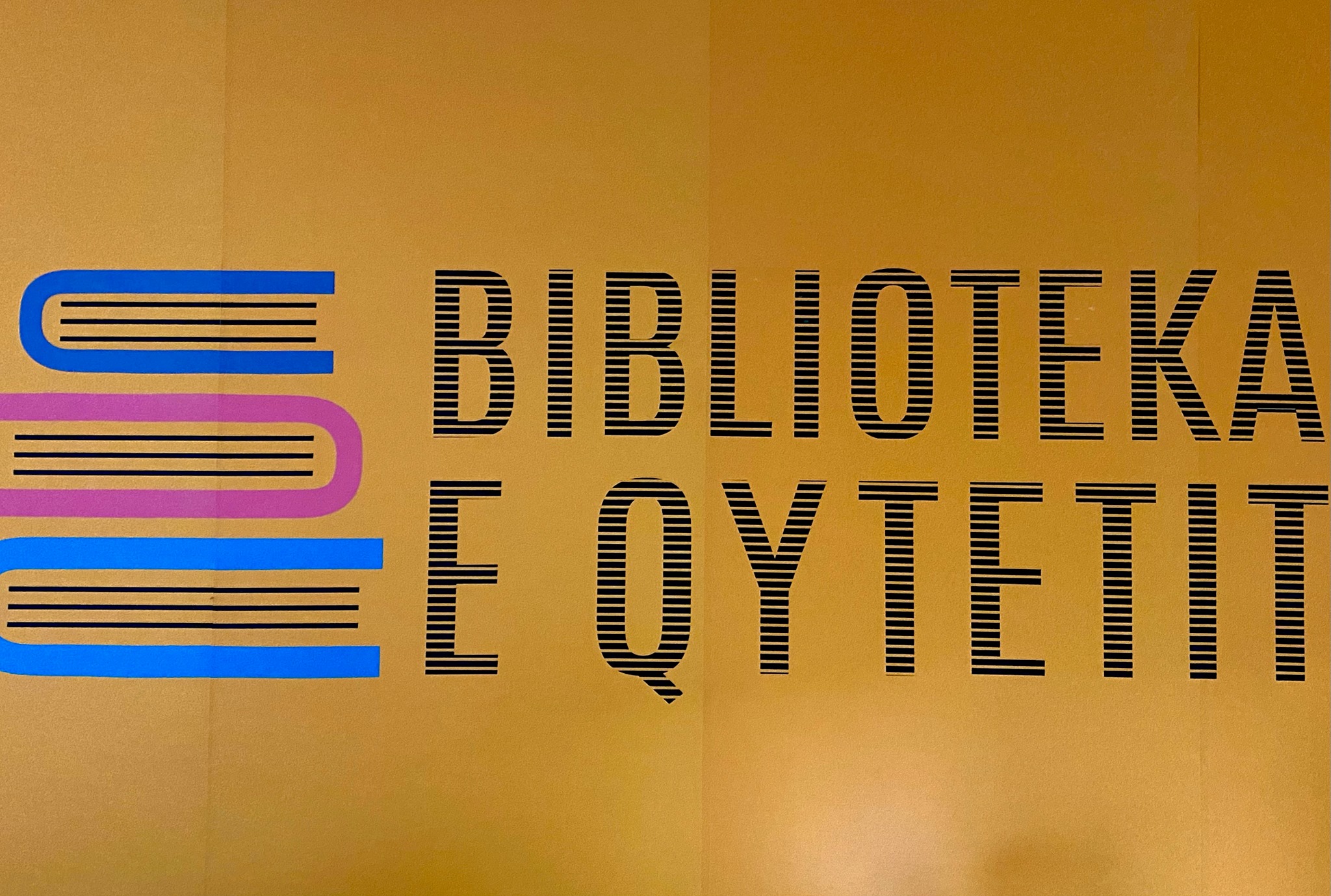 Biblioteka Moikom Zeqo | Tirana