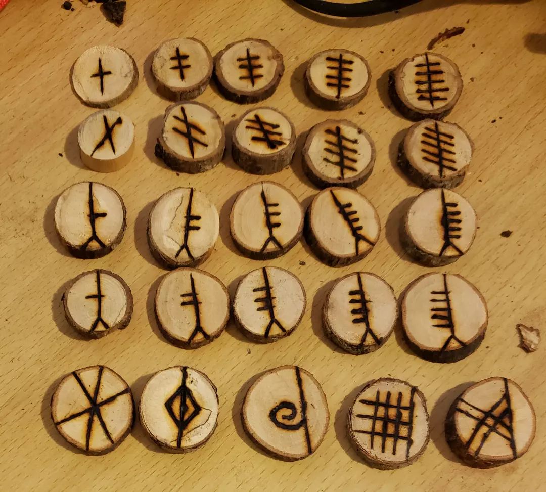 Raven's Runes