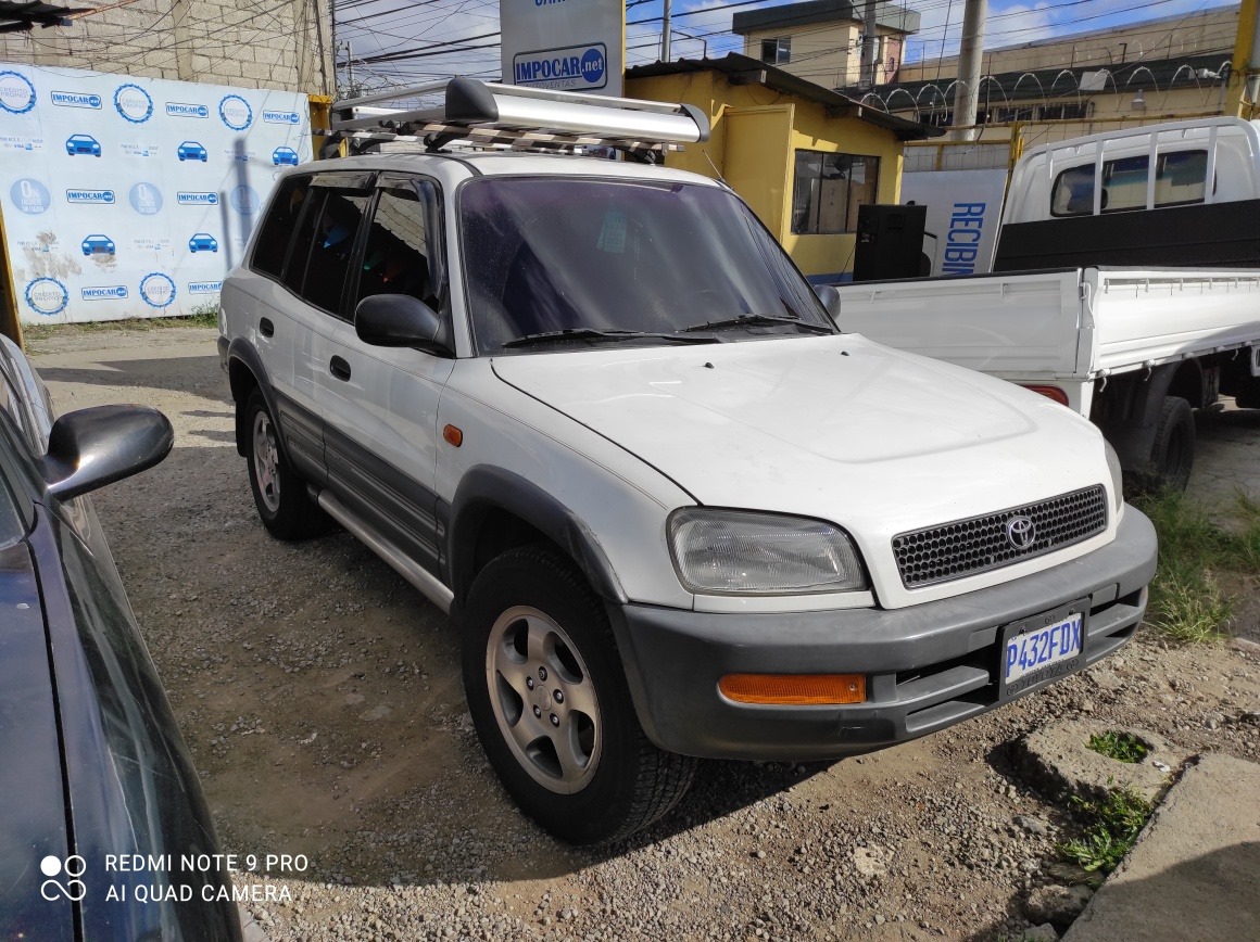 Toyota Rav M.98 Tel.2293-6145 - IMPOCAR su predio