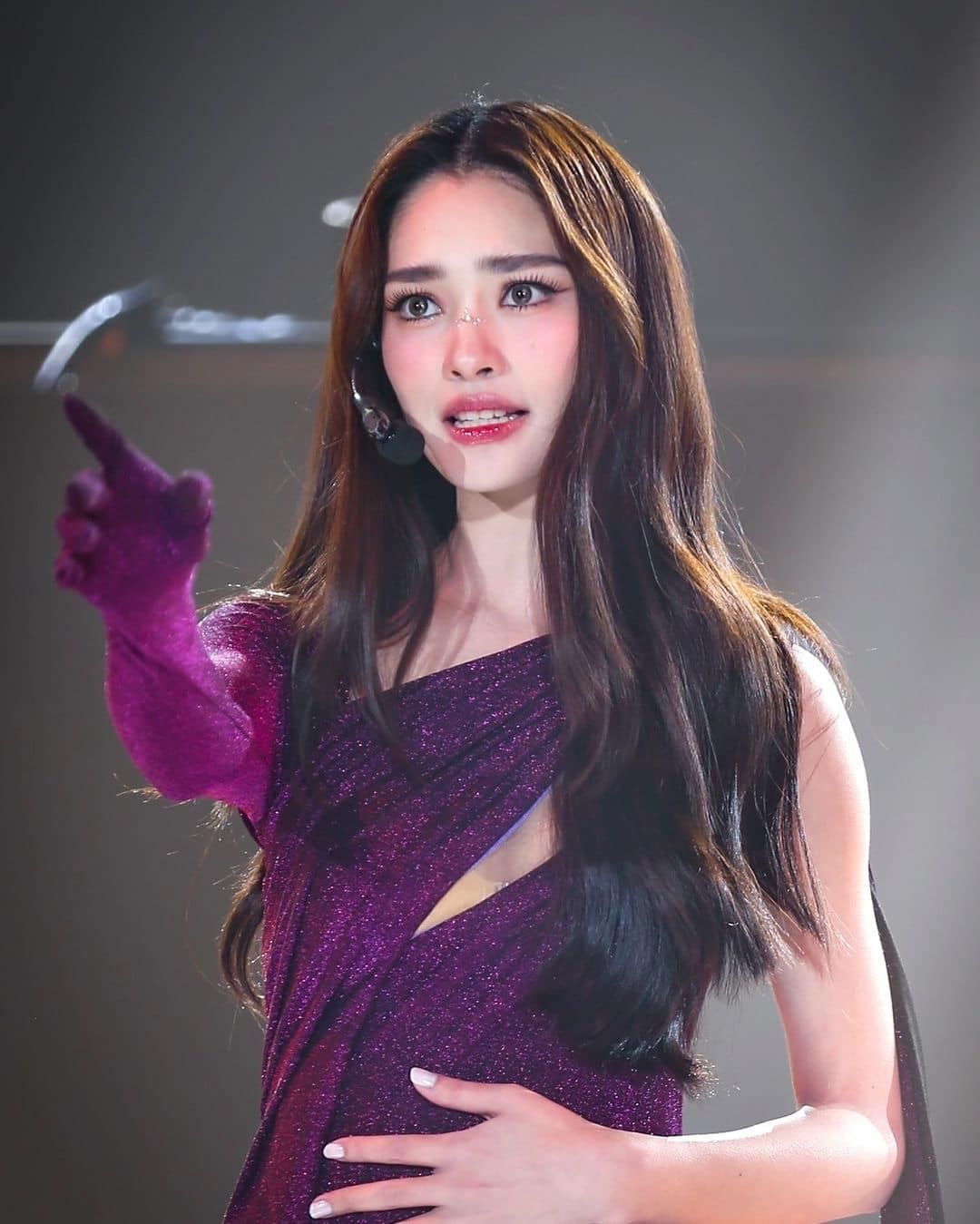 Mint Ranchrawee - ความสวยเป๊ะปังอลังการงานโชว์ จัดแน่นๆ...