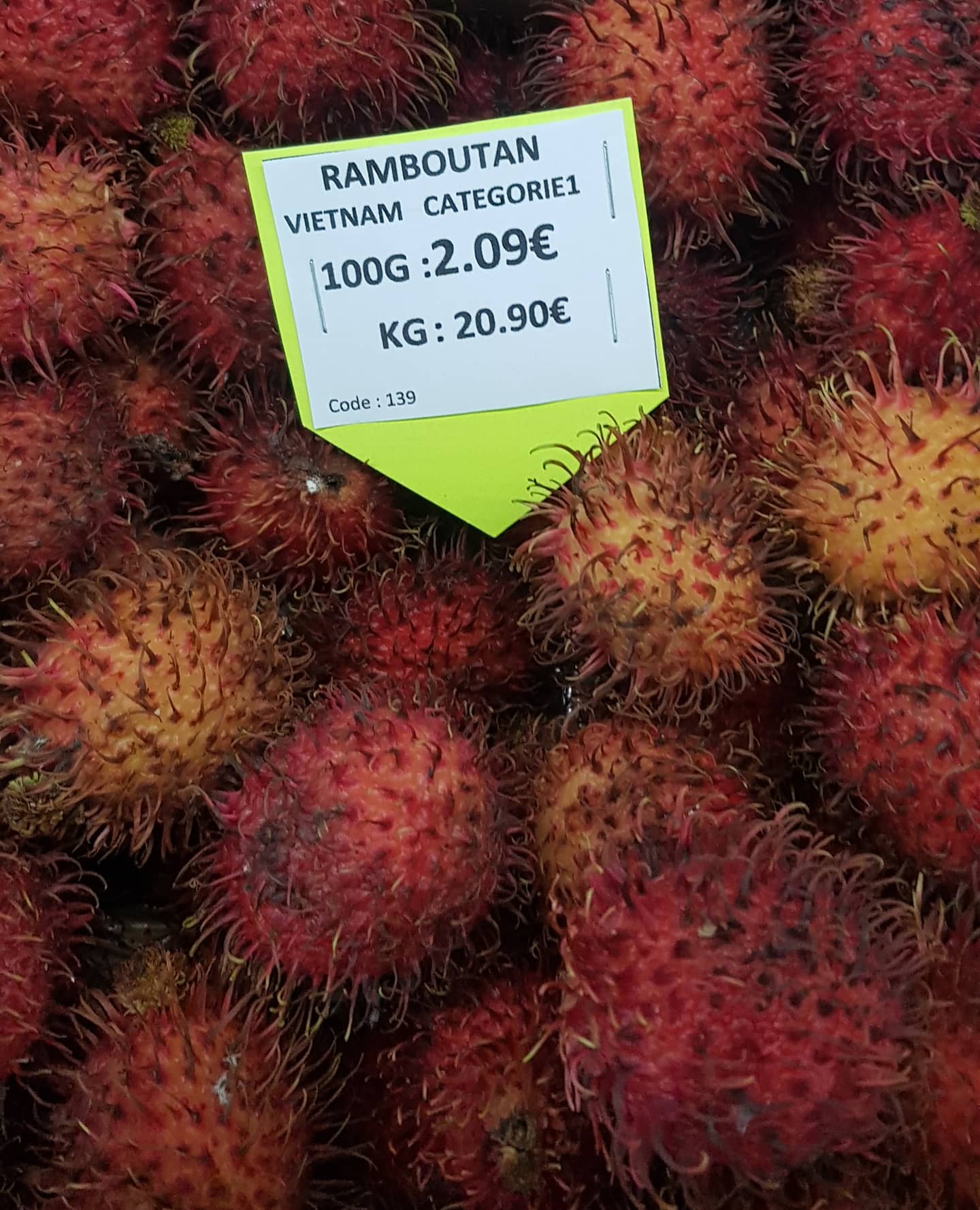 Le ramboutan, aussi appelé litchi... - Le marché provencal