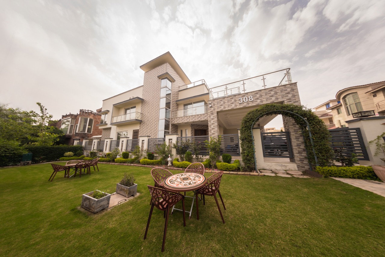 Canadian INN Guest House | Islamabad