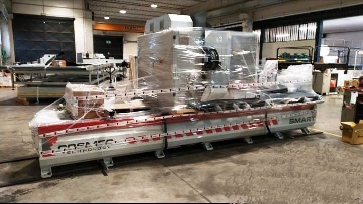 WS - Cosmec Smart 40 Pod And Rail CNC Open Bridge Fixed Table Router ...