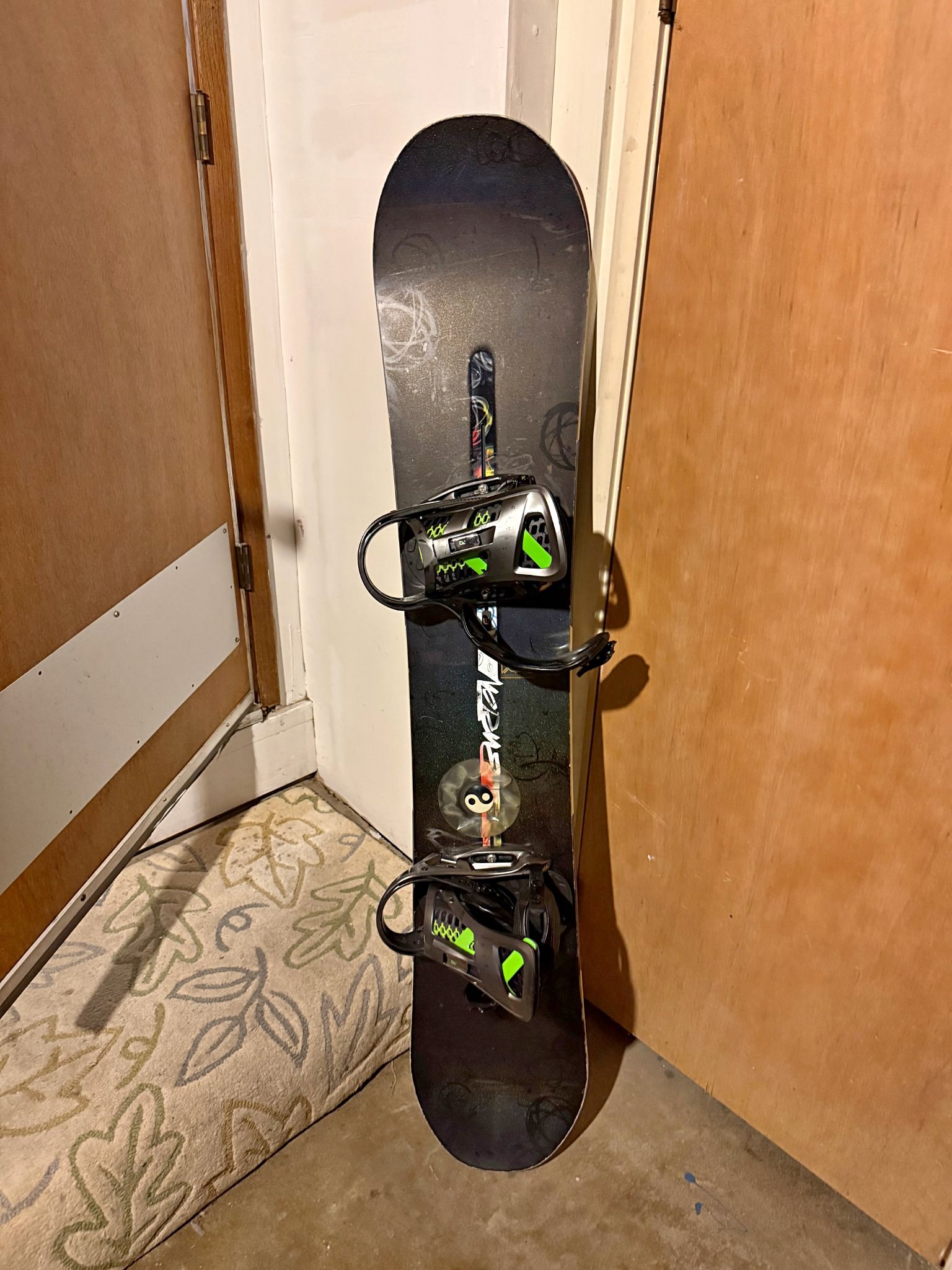 burton 95 cm snowboard Kids' After School Special Package The performance tuned ride of the Process with the with the playful addition of Flying V Burton Blossom Camber Snowboard 2025