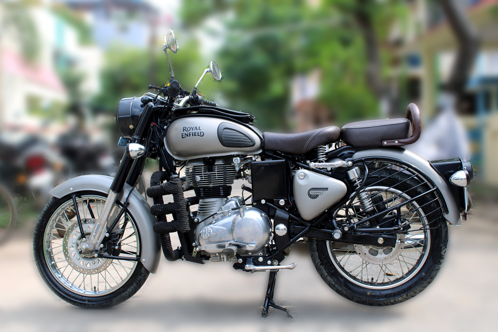 Electra 350 Silver Silver Colour Bullet Electra 350 2019 Royal