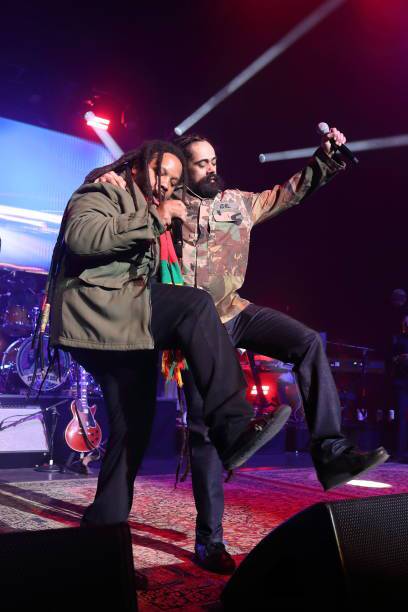 We are soldiers in Jah Army 💚💛❤️ Stephen Marley x Damian