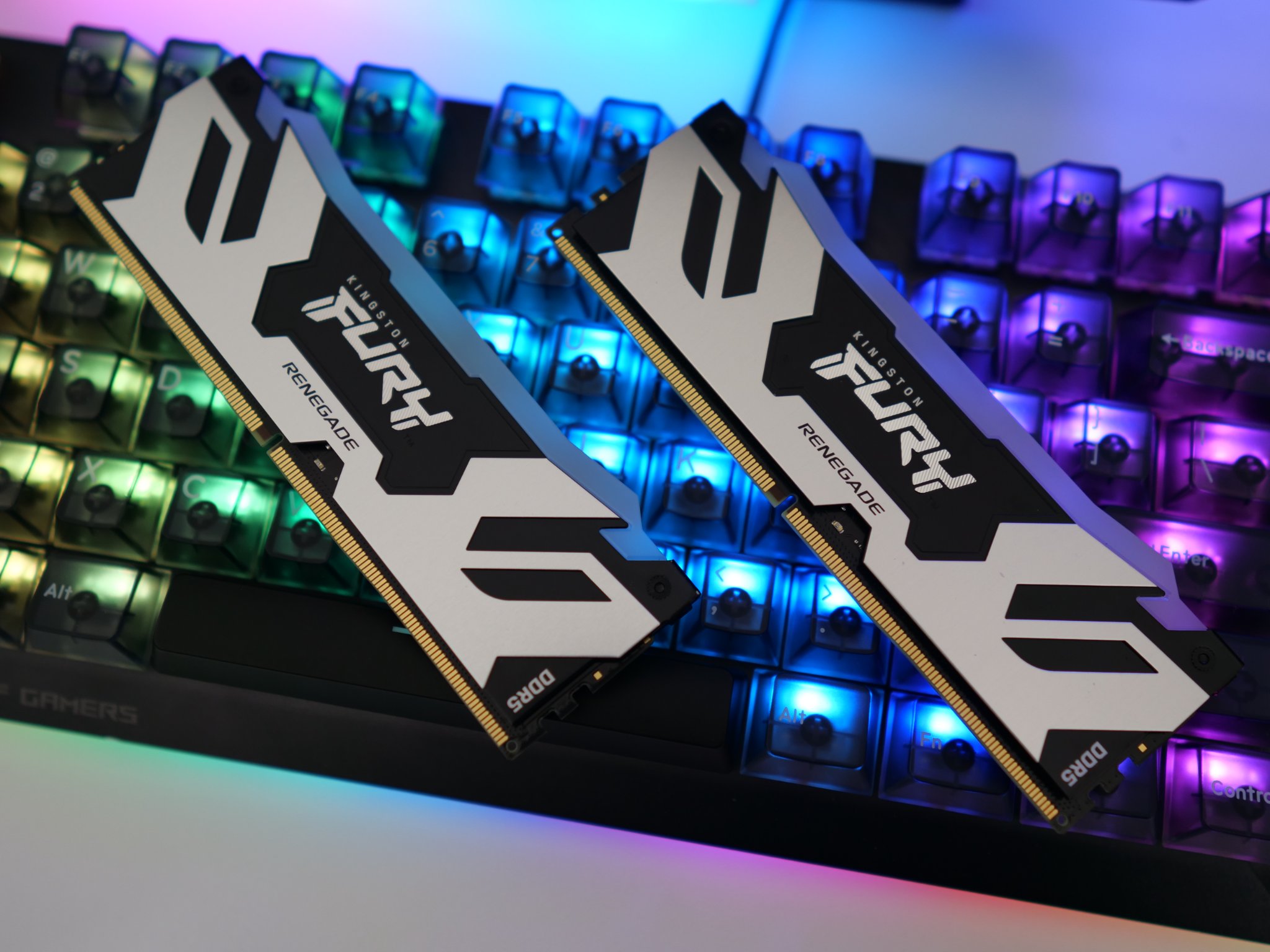 HYPERX FURY DDR5 メモリー 6000MT/秒 16GB×1枚 HYPERX FURY DDR5 メモリー 6000MT/秒 16GB×1枚 HYPERX FURY DDR5