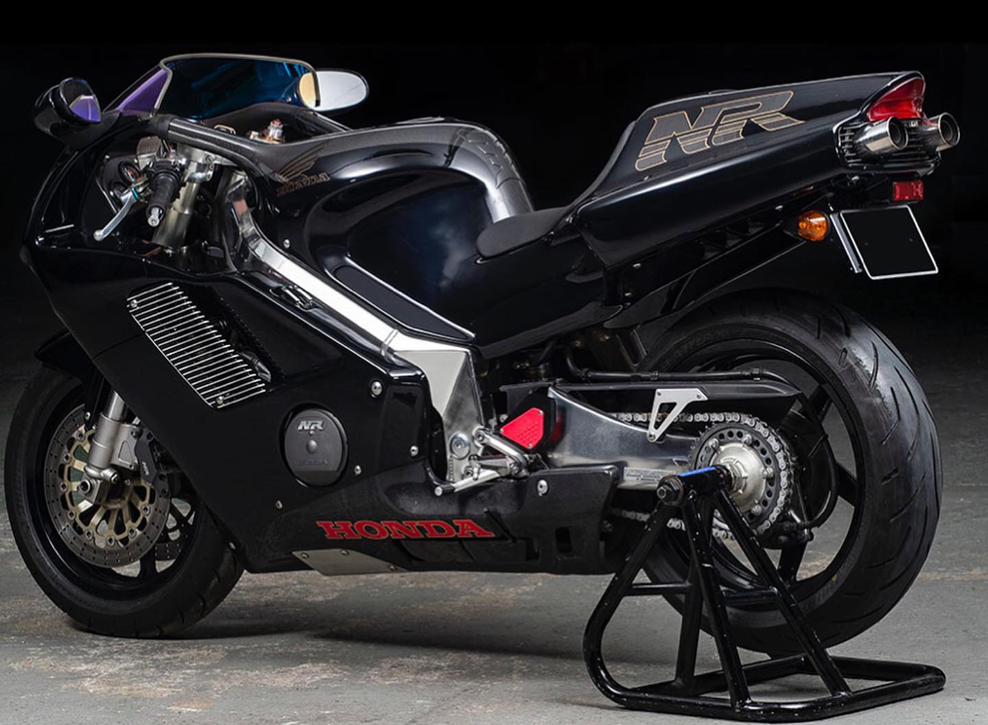 りみ様 Iconic Motorbikes added a new photo. - Iconic Motorbikes
