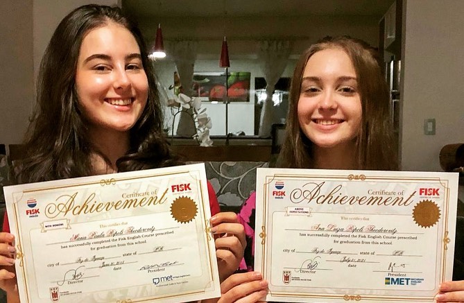 As irmãs Maria Paula e Ana Luiza são... - Fisk Foz do Iguaçu | Facebook