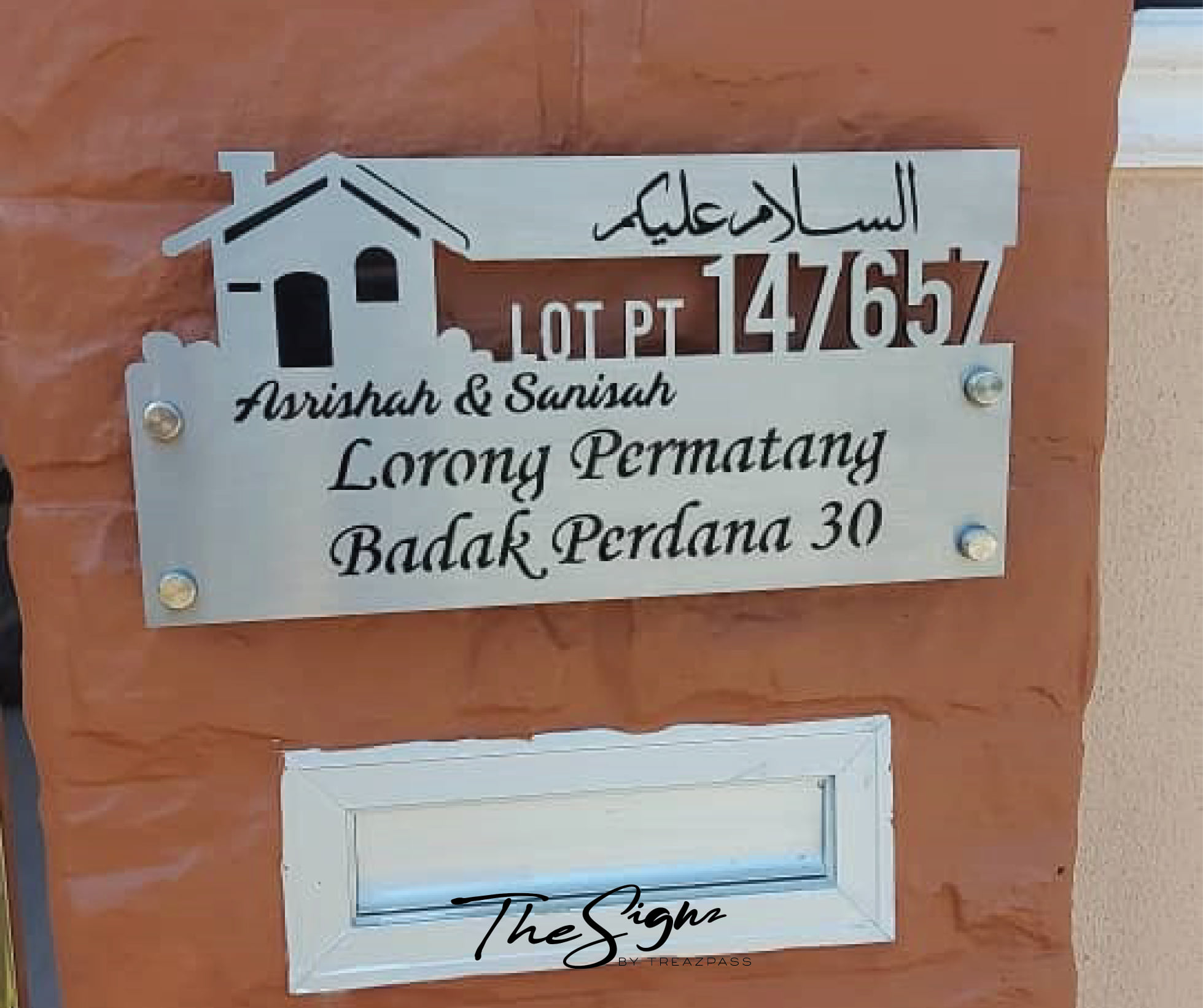 The Signz - Antara hot design untuk Jawi Series. Hari hari...