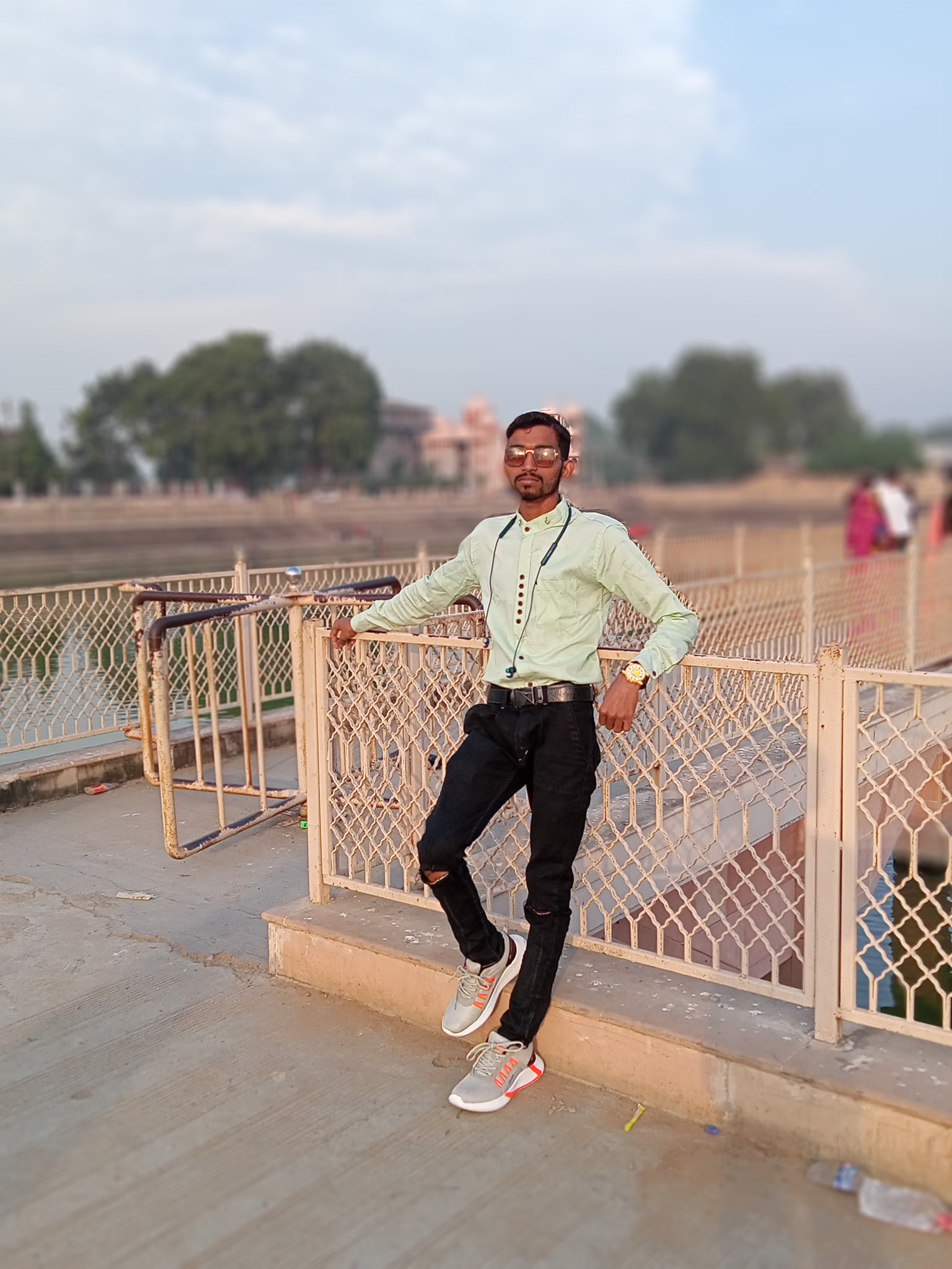 Kamlesh Rajput - Home