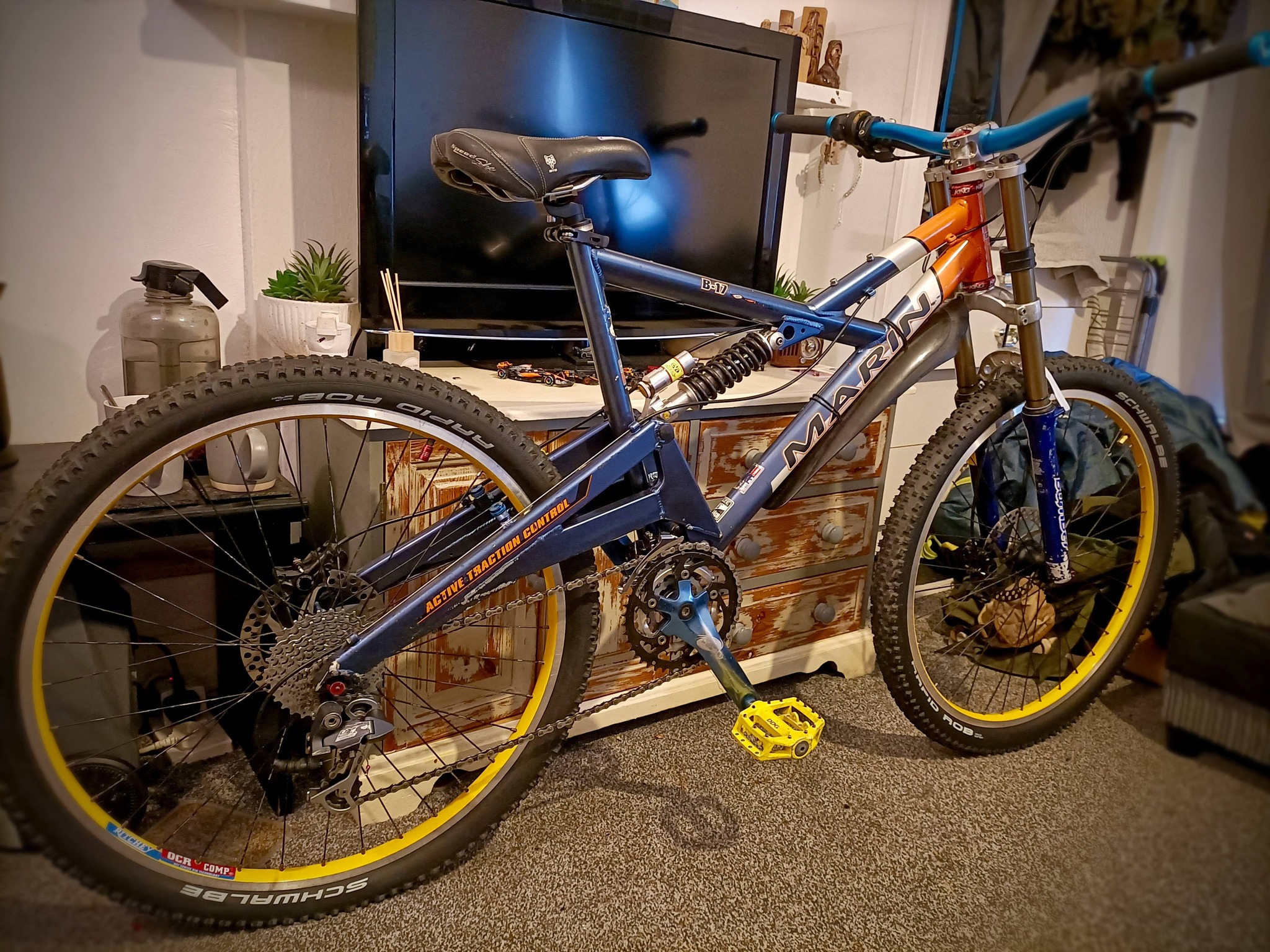 2000 Marin B17 mountain bike with custom components still rides well