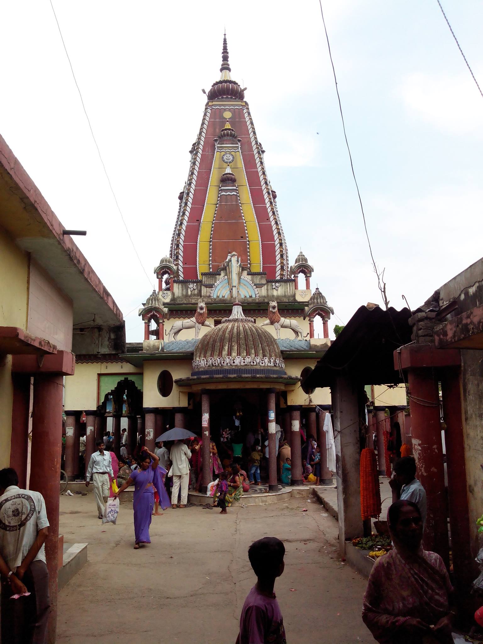 समस्तीपुर में मात्रा 6 हज़ार में स्मार्ट टीवी! समस्तीपुर के इस शॉप में ...