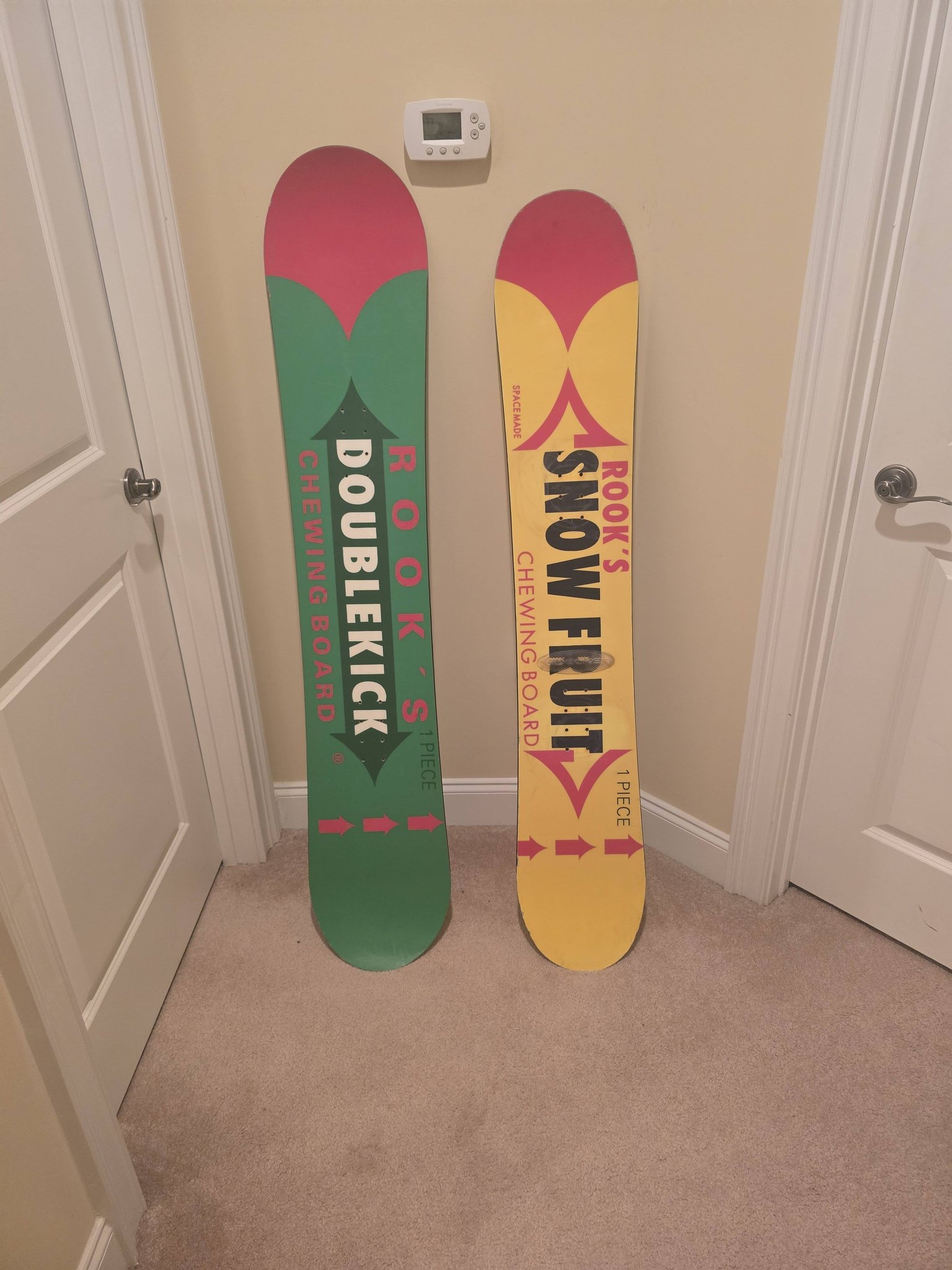 BARFOOT Snowboard. 1989 米国では人気があった様ですが、日本では