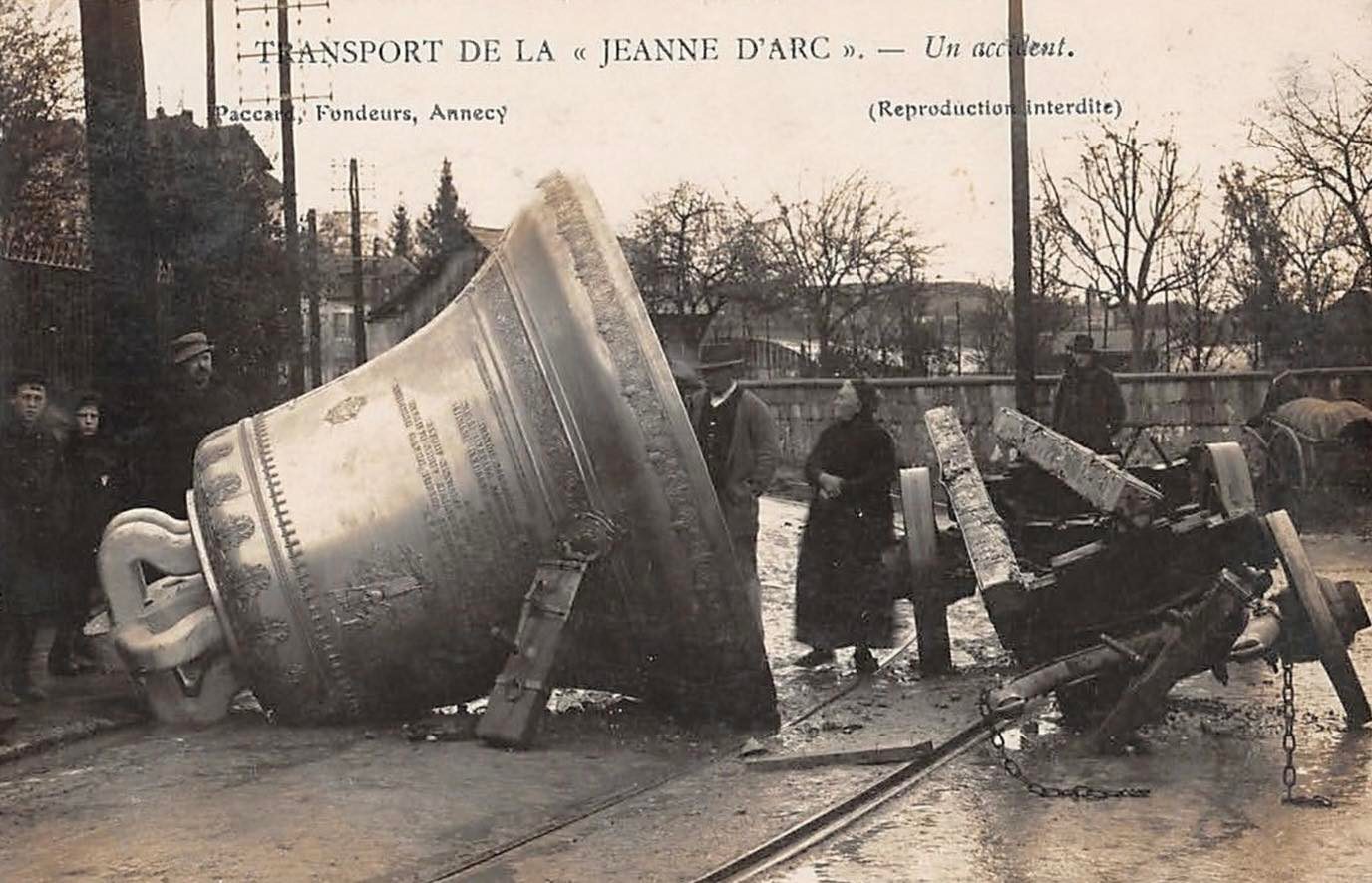 la-jeanne-d-arc-de-rouen-quasimodo-sonneur-de-cloches-facebook