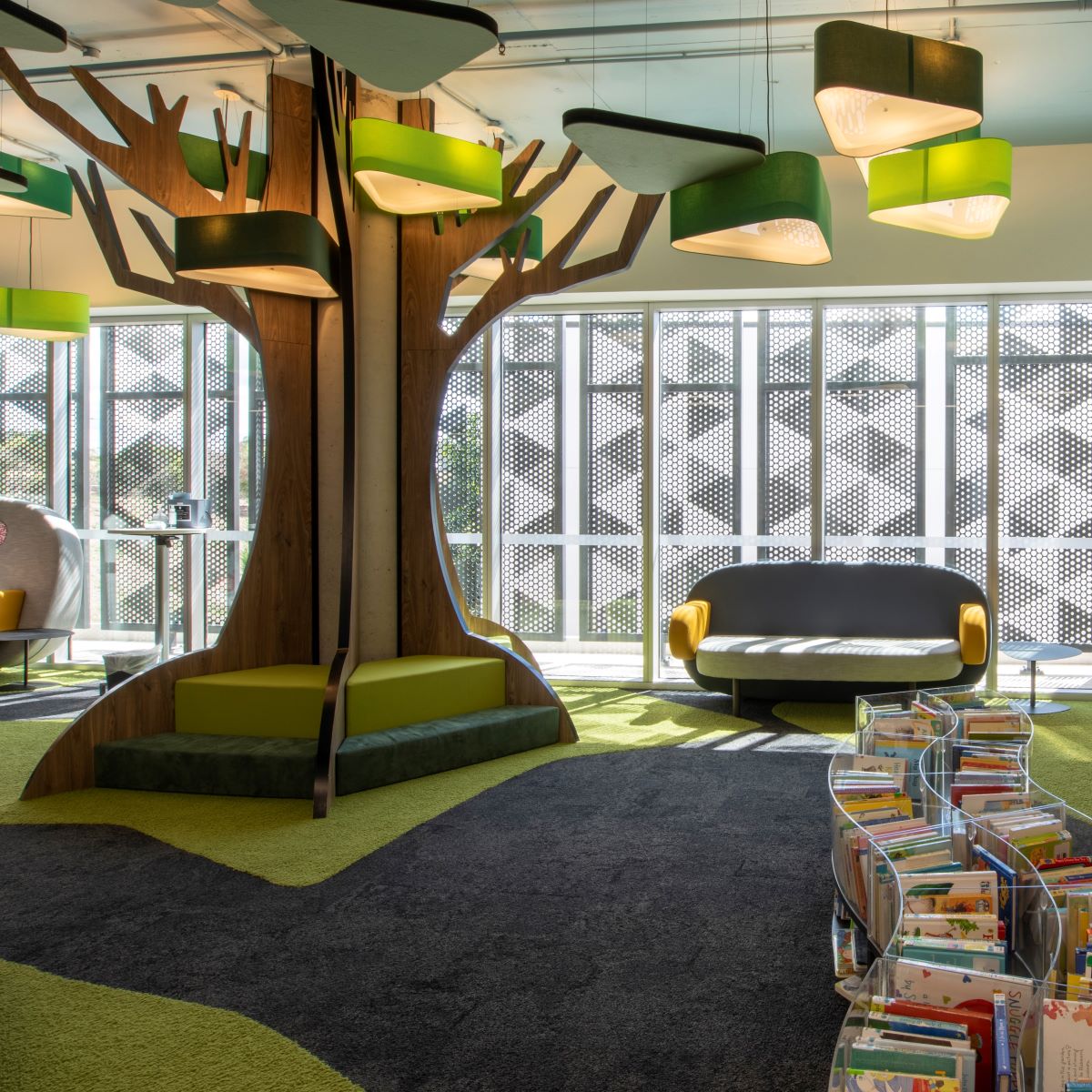 Springfield Central Library, located... - Ipswich Libraries | Facebook