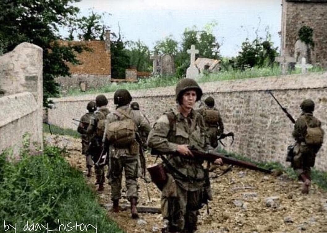 82nd airborne division paratroopers in Normandy 1944