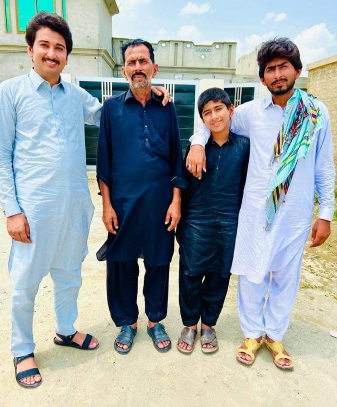 Vela Munda | Kashmore