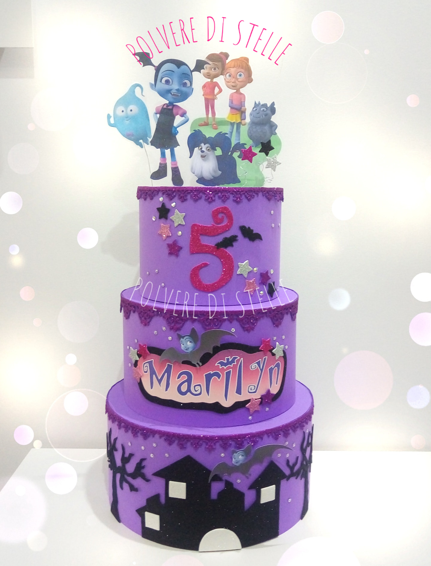 Maglietta Compleanno Personalizzata Per Bambina - Tema Vampirina - Cotone Bianco