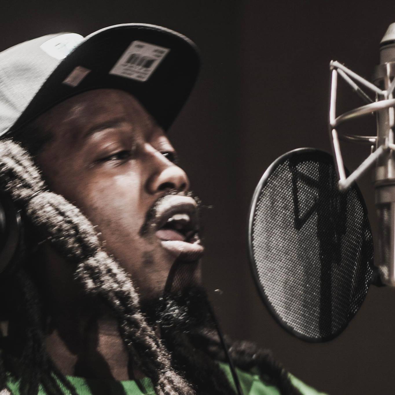 T-Bizzle aka TrE B da Truth