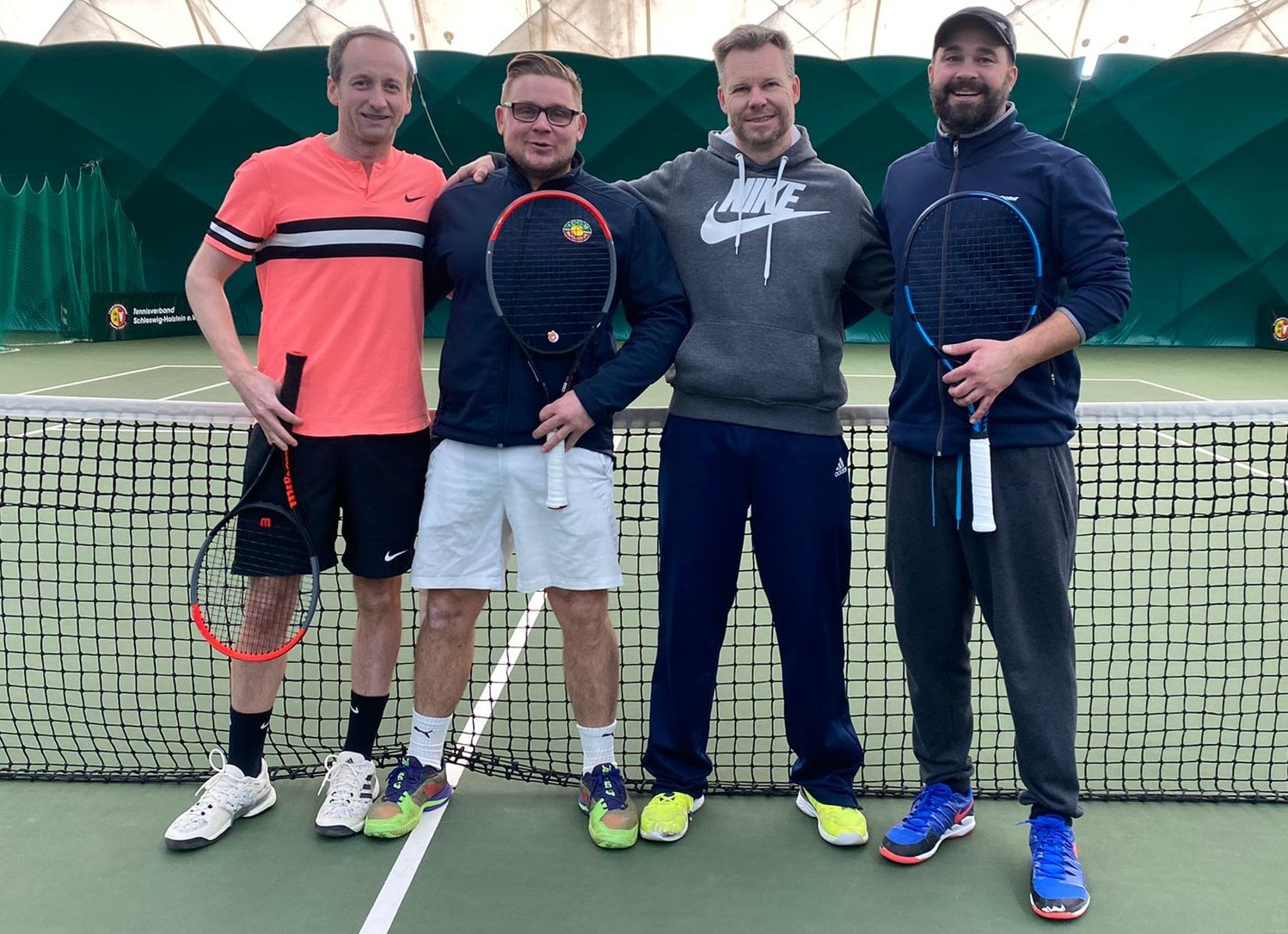 Tennis Wahlstedt - Heimsieg gegen Nusse! Wiedermal kam unser Herren 40 ...