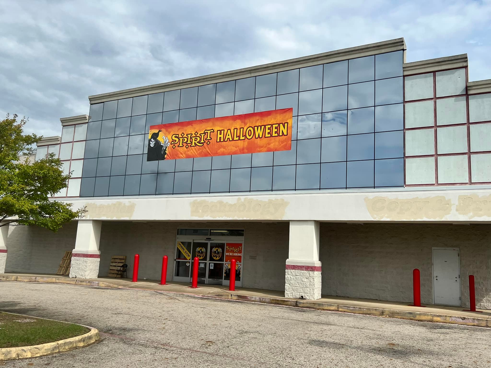 Pusher Signs and Lighting | Corsicana TX