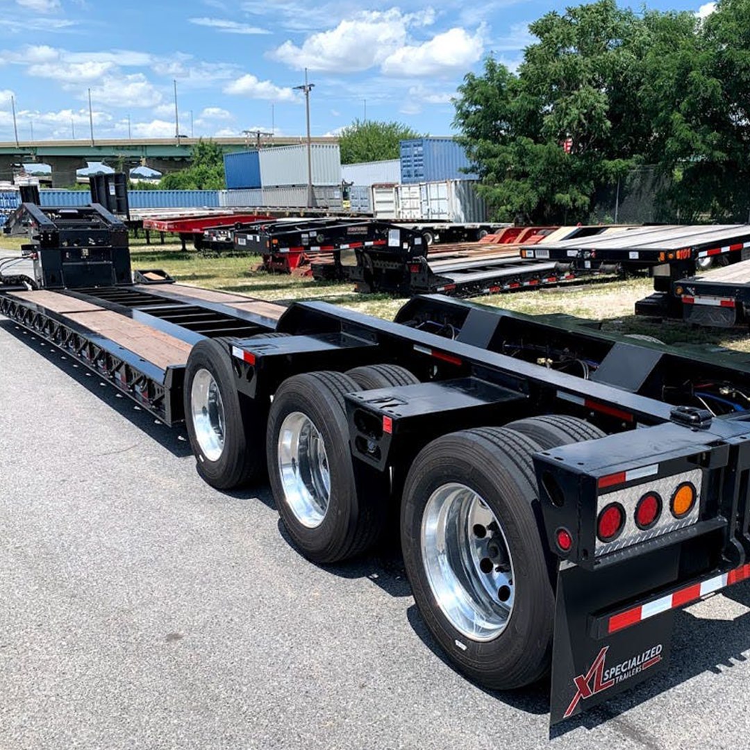 The stretch removable gooseneck... - STT Logistics Group | Facebook