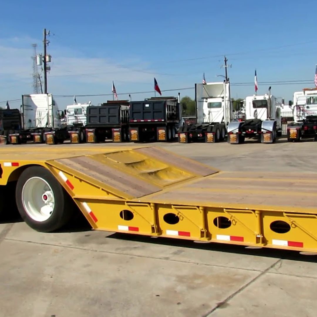 The stretch removable gooseneck... - STT Logistics Group | Facebook