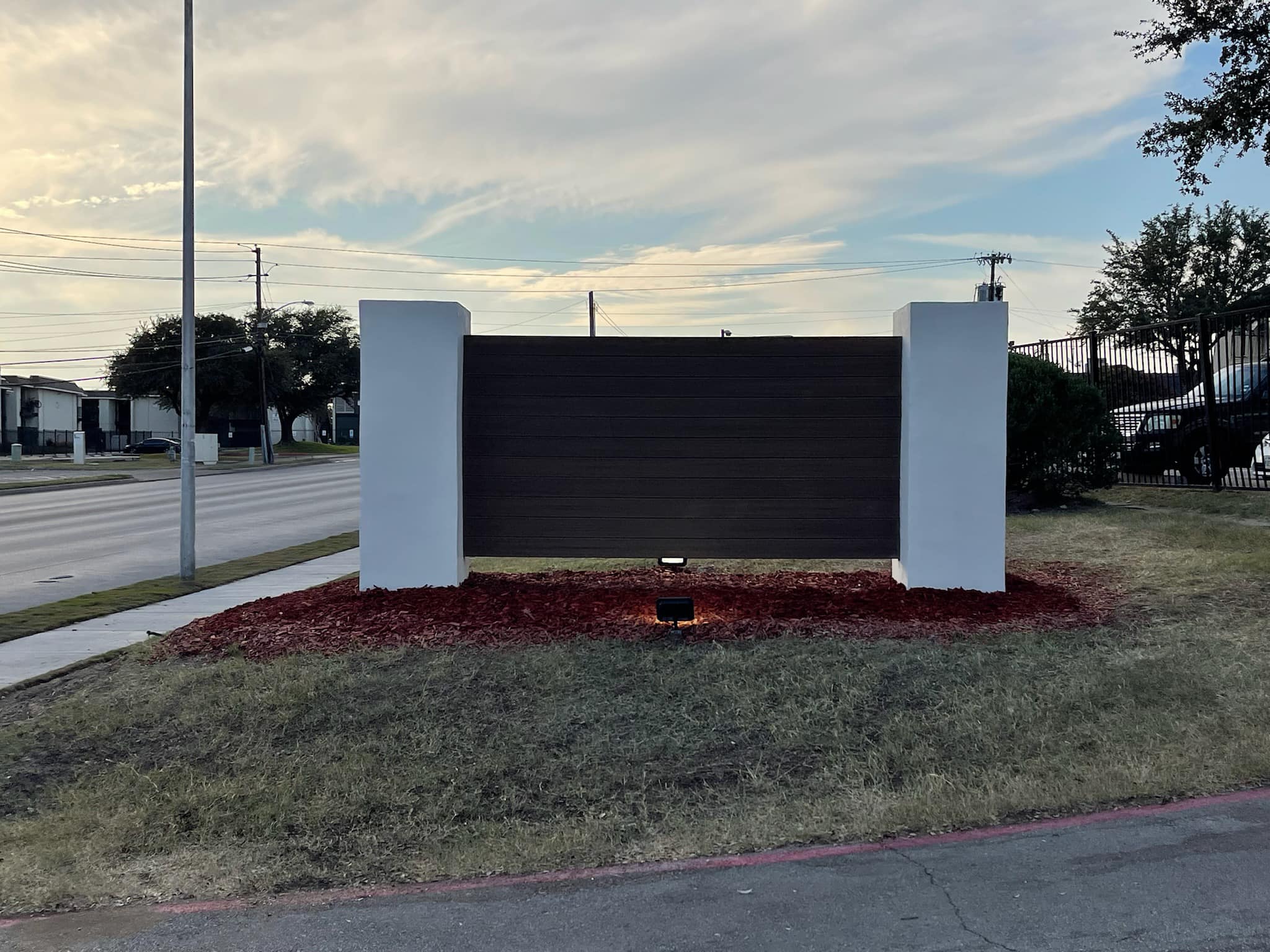 Pusher Signs and Lighting | Corsicana TX