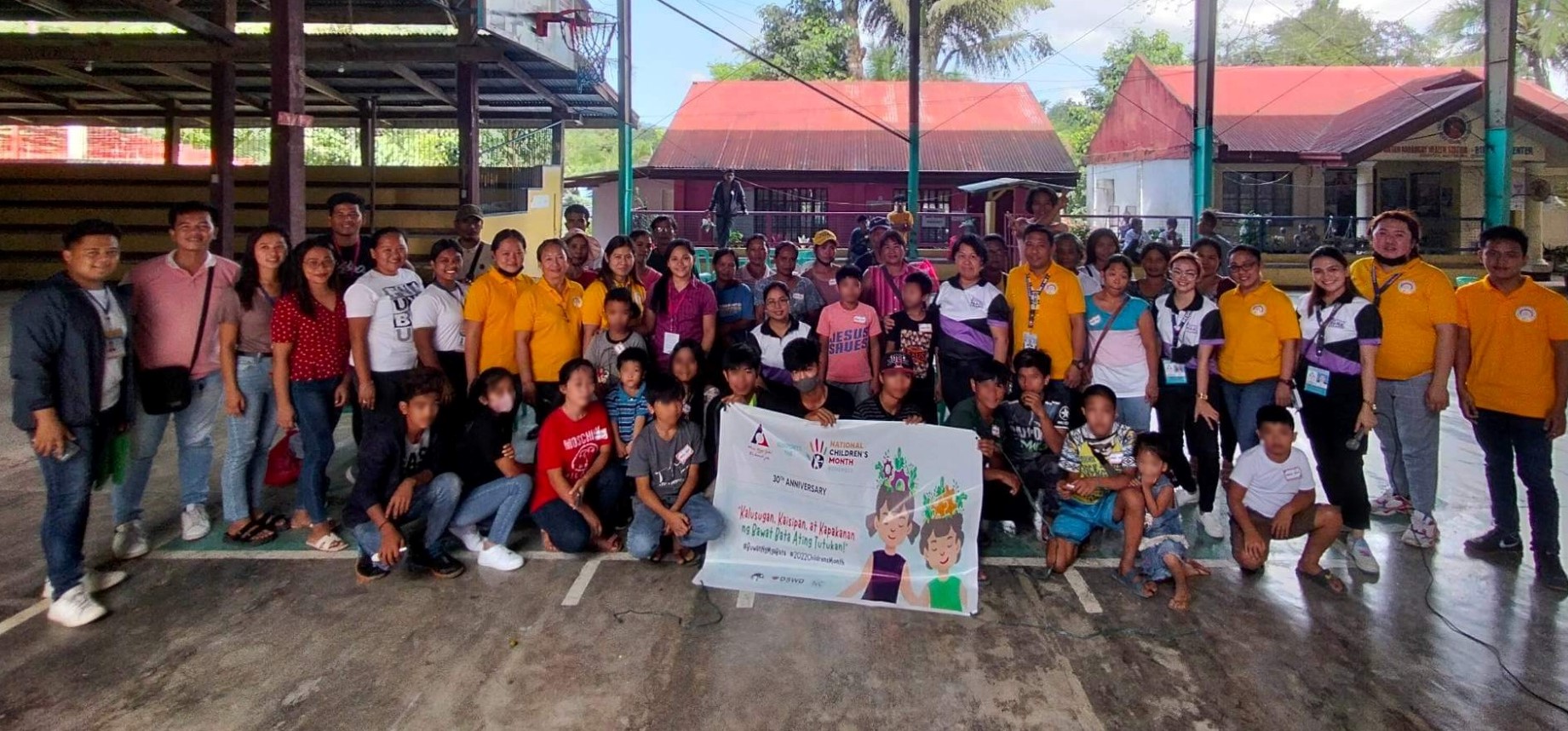 READ Child laborers receive gifts from DOLE Project Angel Tree Allies and advocates of child labor prevention and elimination once more served as angels to children-beneficiaries of the Department of Labor and