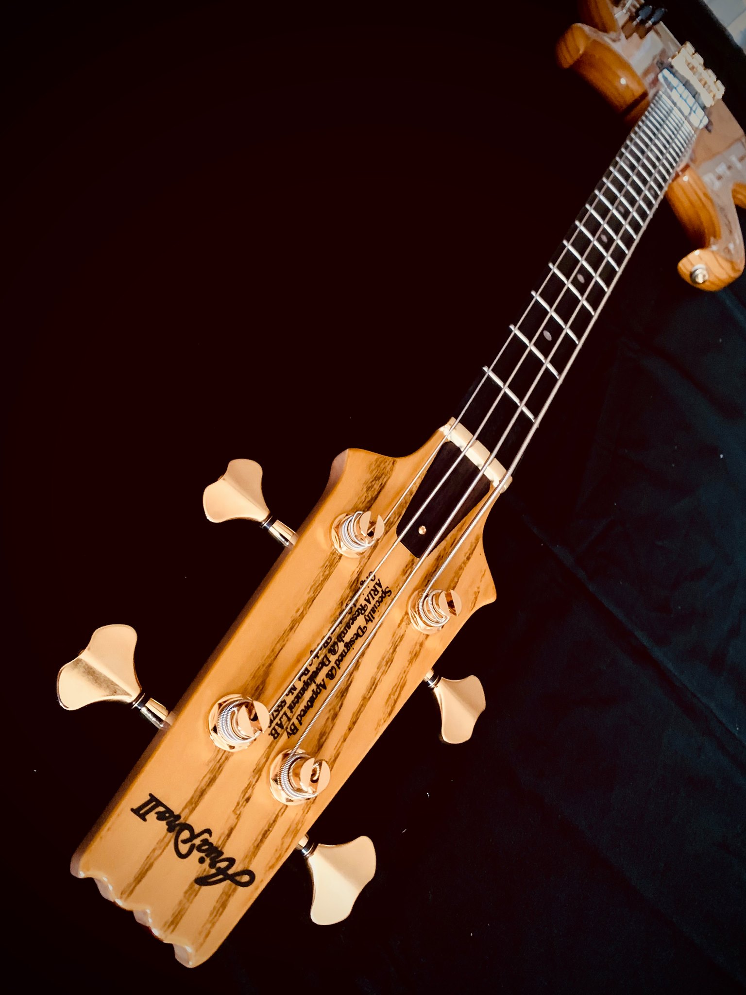 Aria Pro II ZZB Deluxe 1984 🎸❤ . #ariapro #ariaproguitars